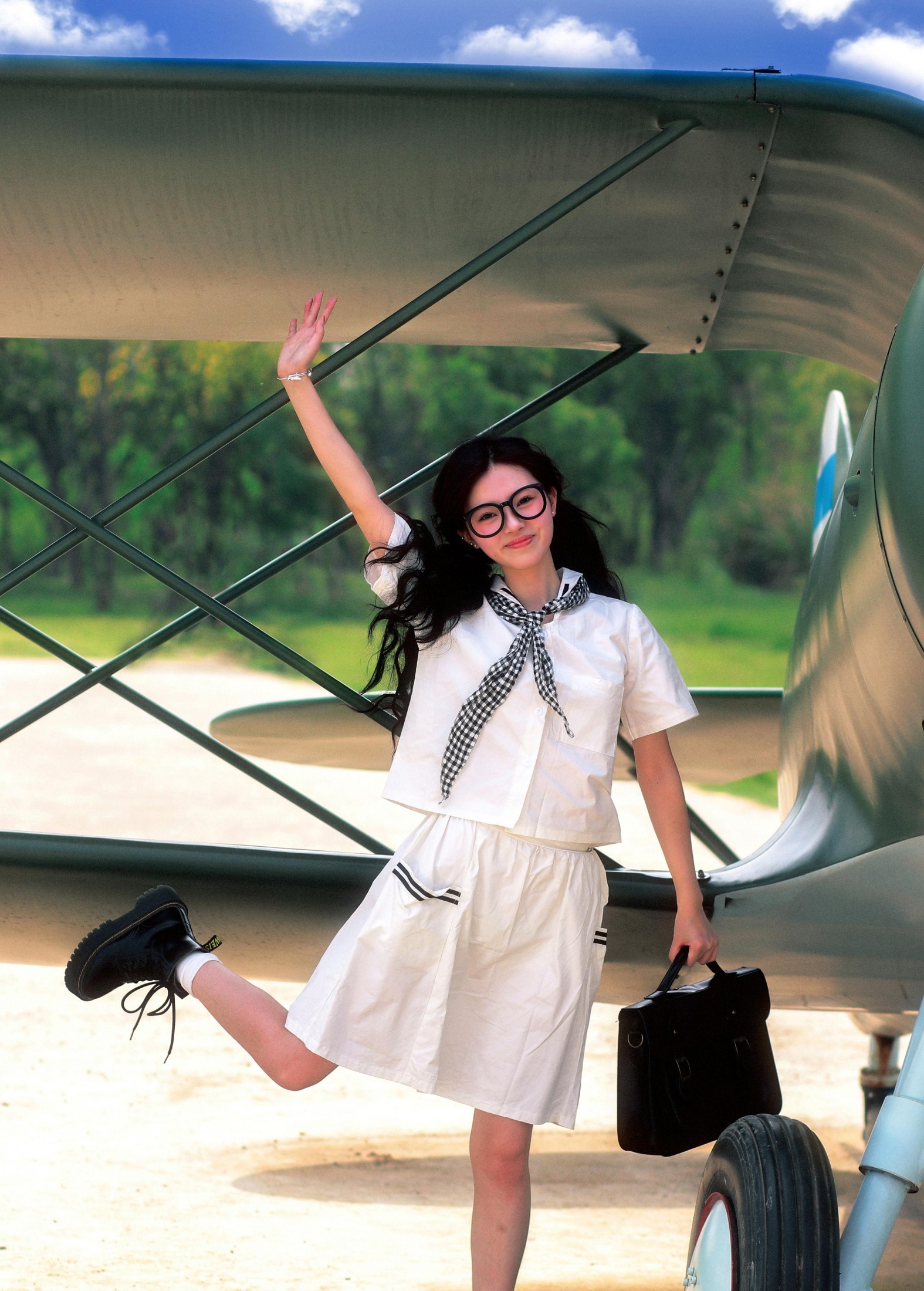 鹿离 – 《复古画册～飞机上的少女》[17P] 插图2