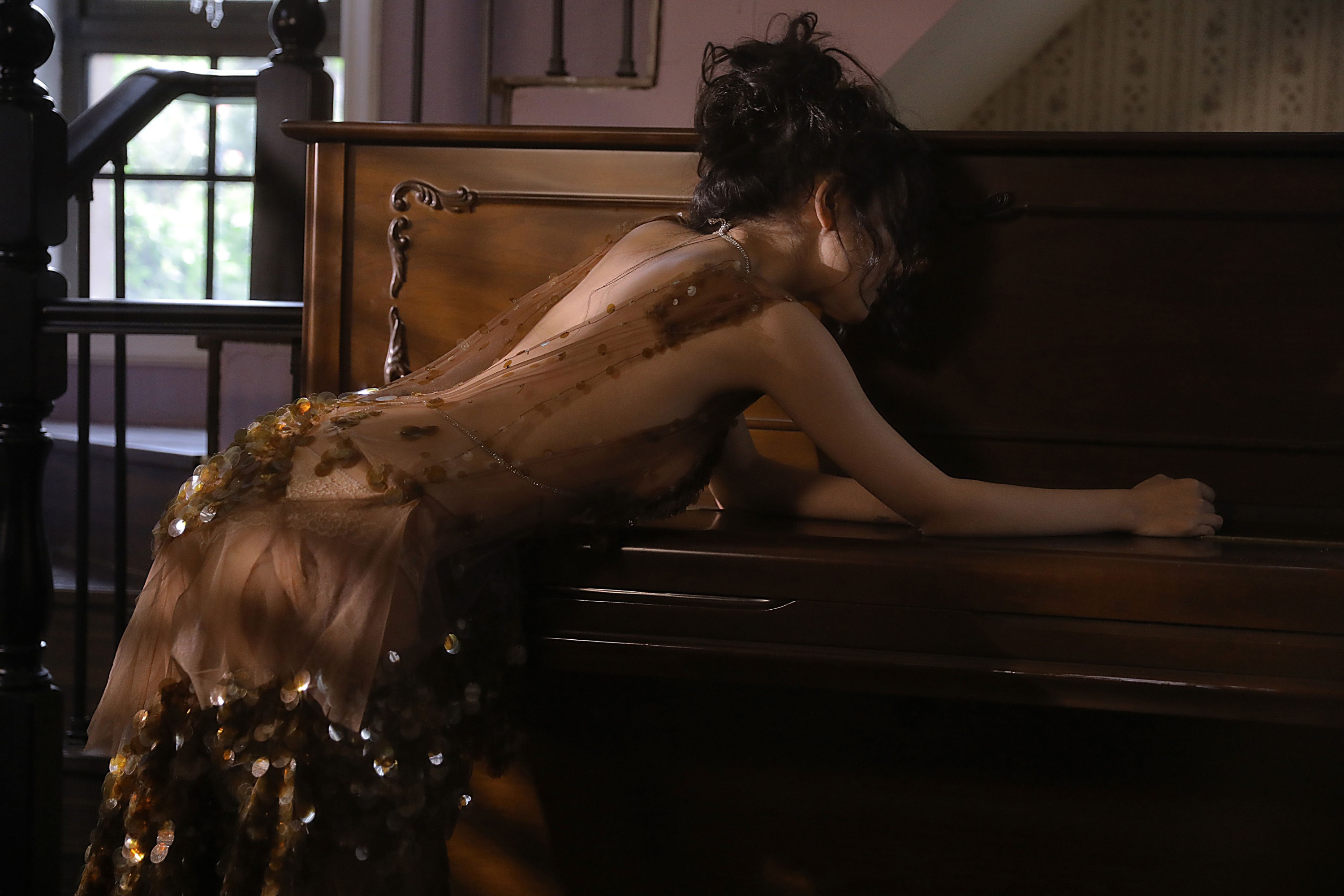 Fifi轩- – 《碎落的金色》[16P]