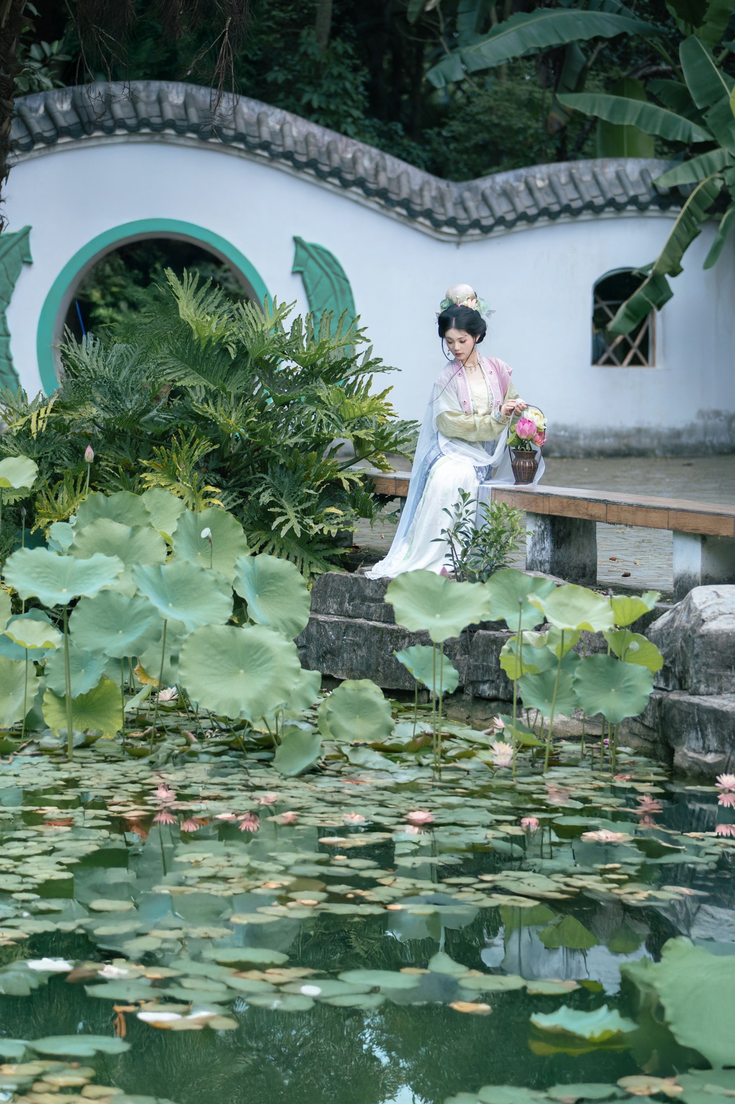 吴莹琨琨 – 《半篓春》[27P]