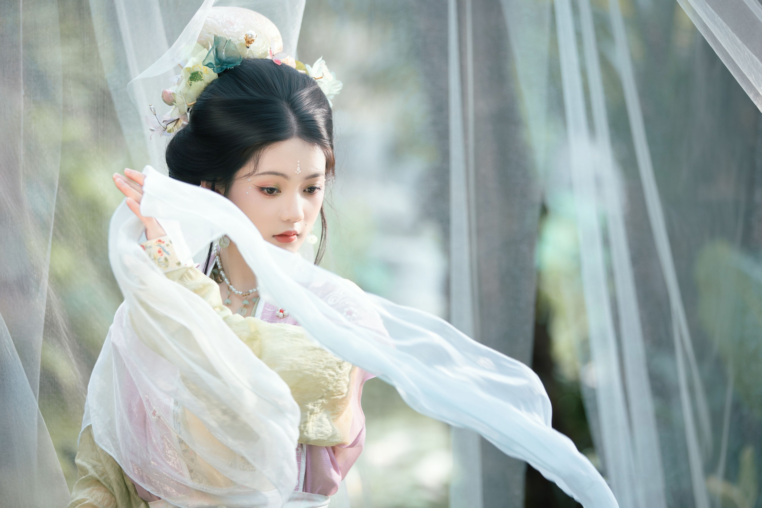 吴莹琨琨 – 《半篓春》[27P]