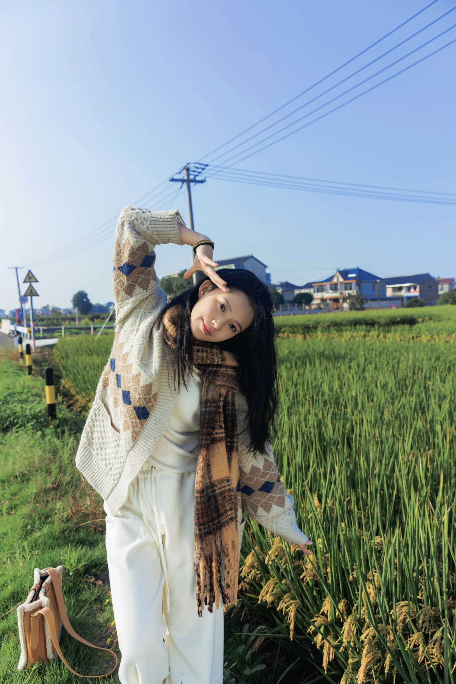 露露 – 《田野里的自由感》[13P]