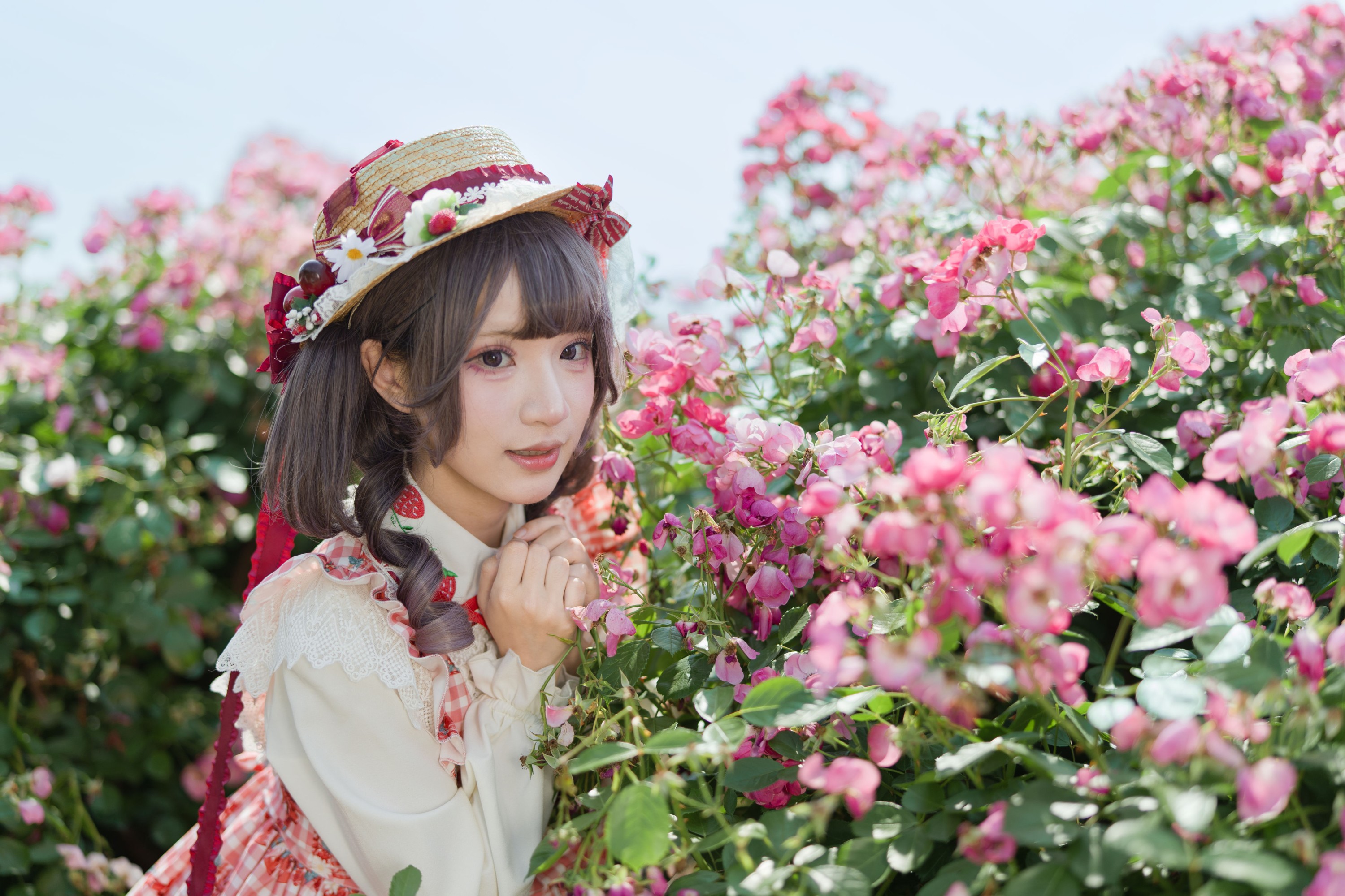 花柒Hana – 《蔷薇洛丽塔》[36P]