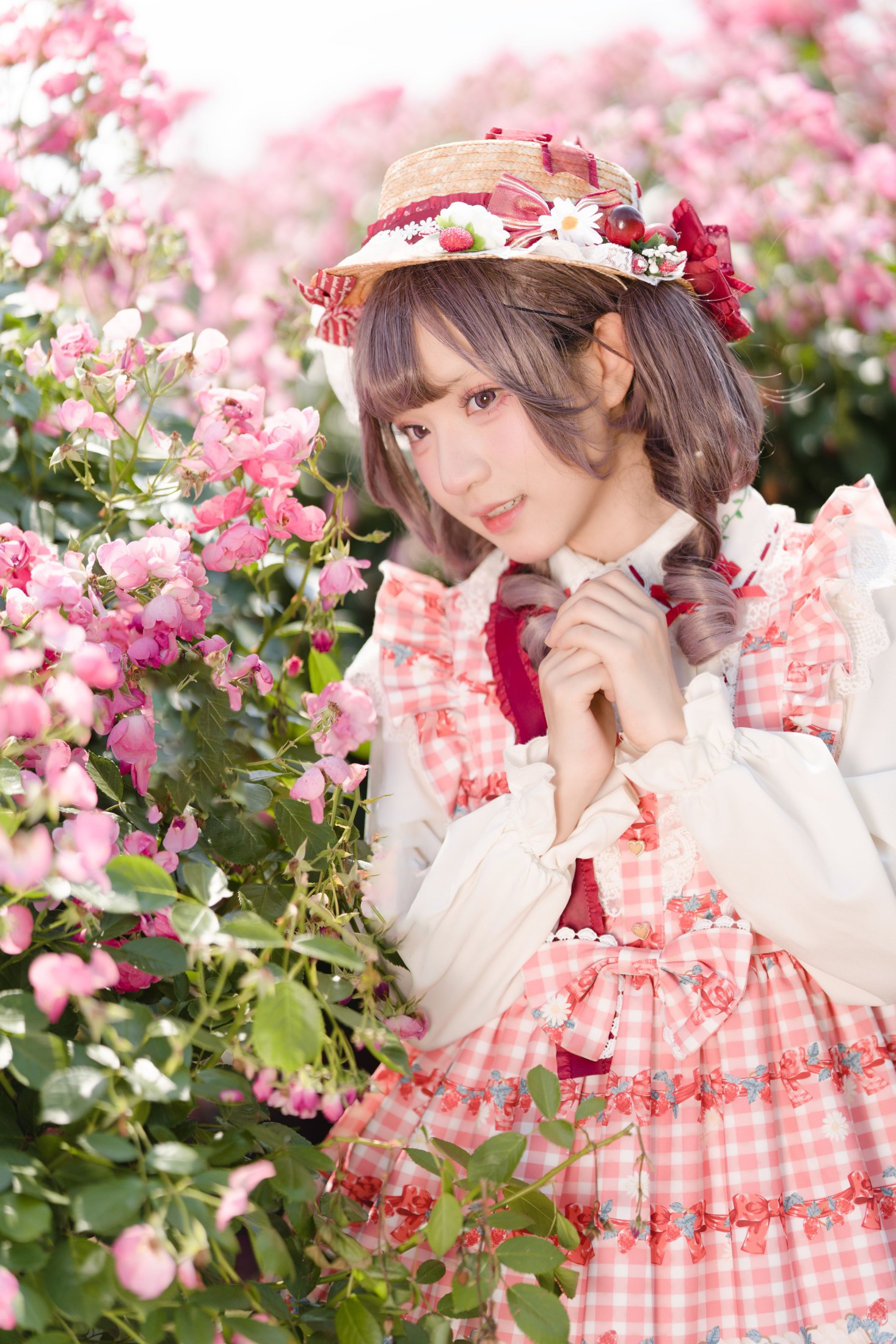 花柒Hana – 《蔷薇洛丽塔》[36P]