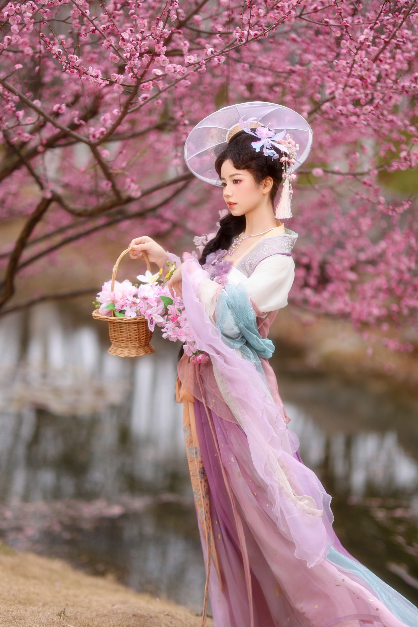 小杜同学 – 《洛神》[46P]