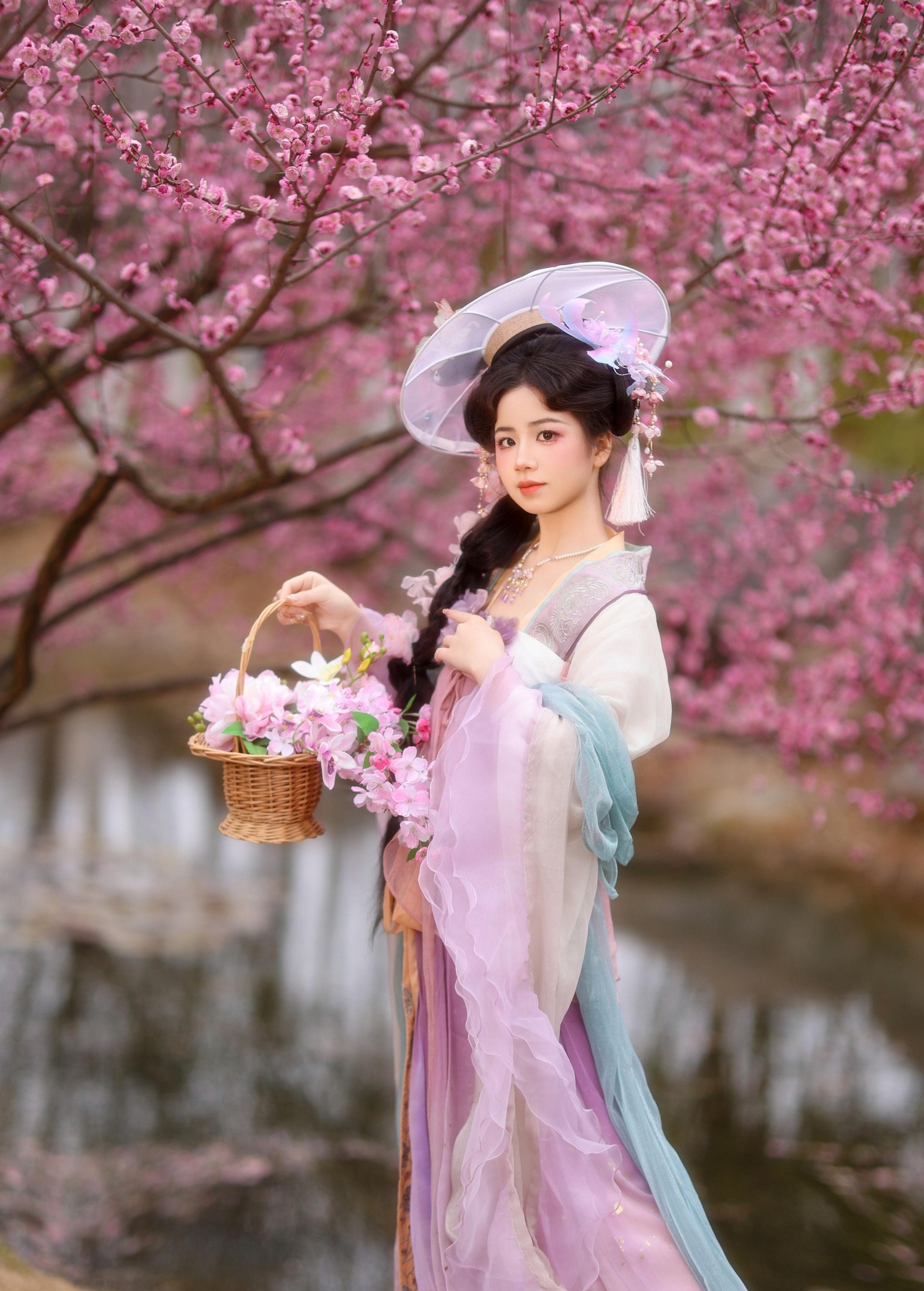 小杜同学 – 《洛神》[46P]