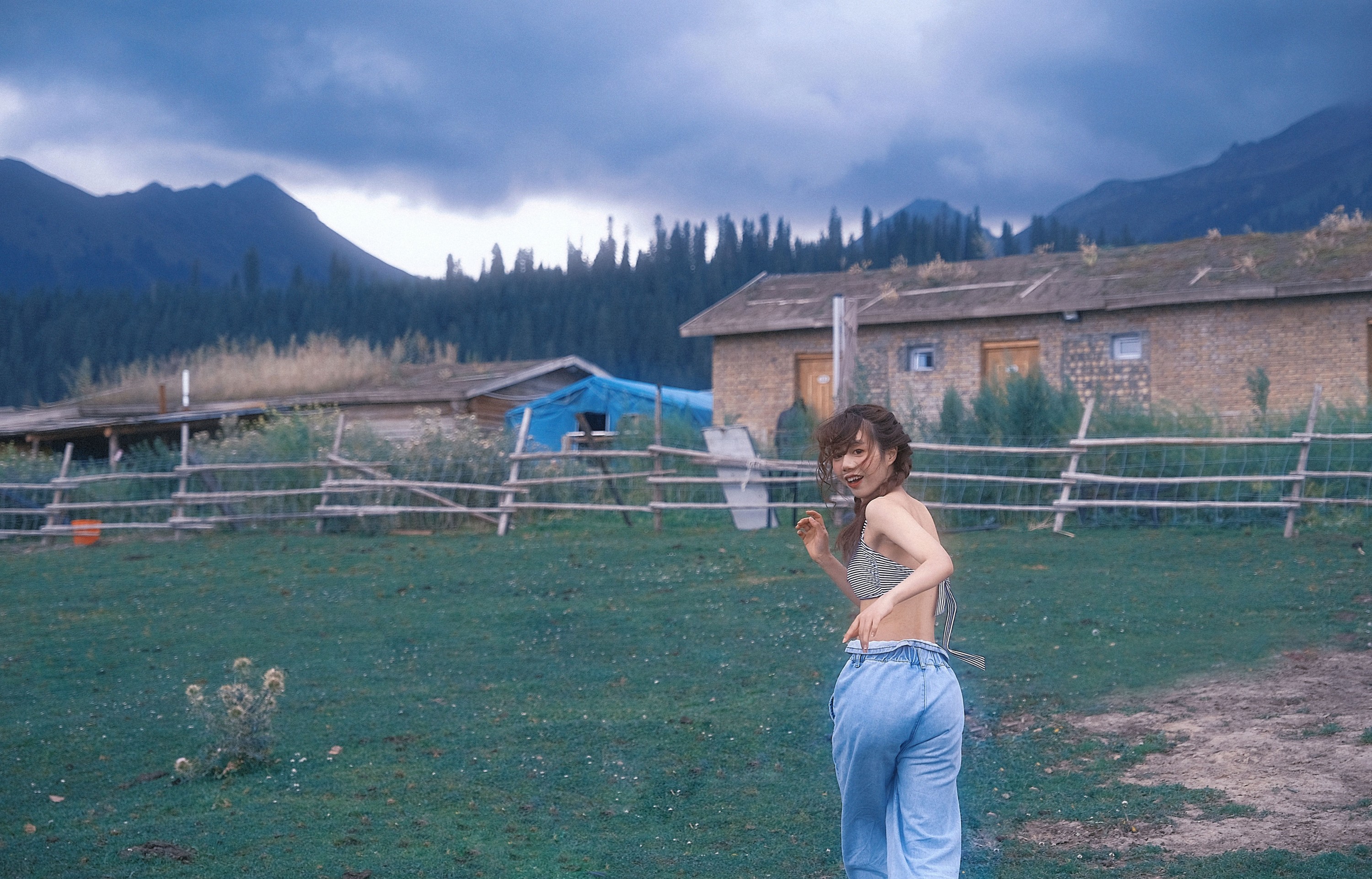 祝勺子 – 《赶在下雨之前》[23P]