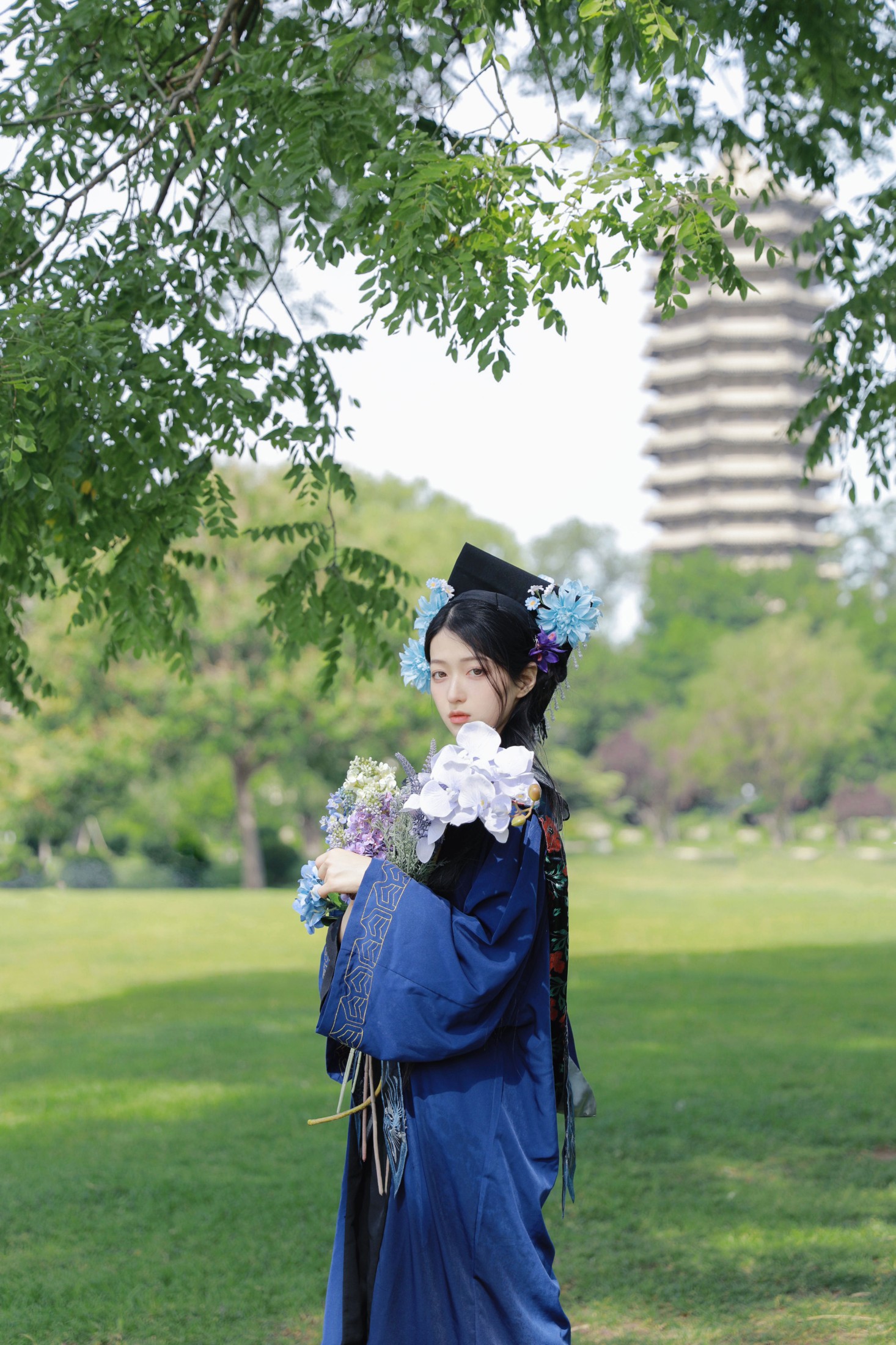 徐嘉悦 – 《女子享有受教育的权利不过百年》[32P]