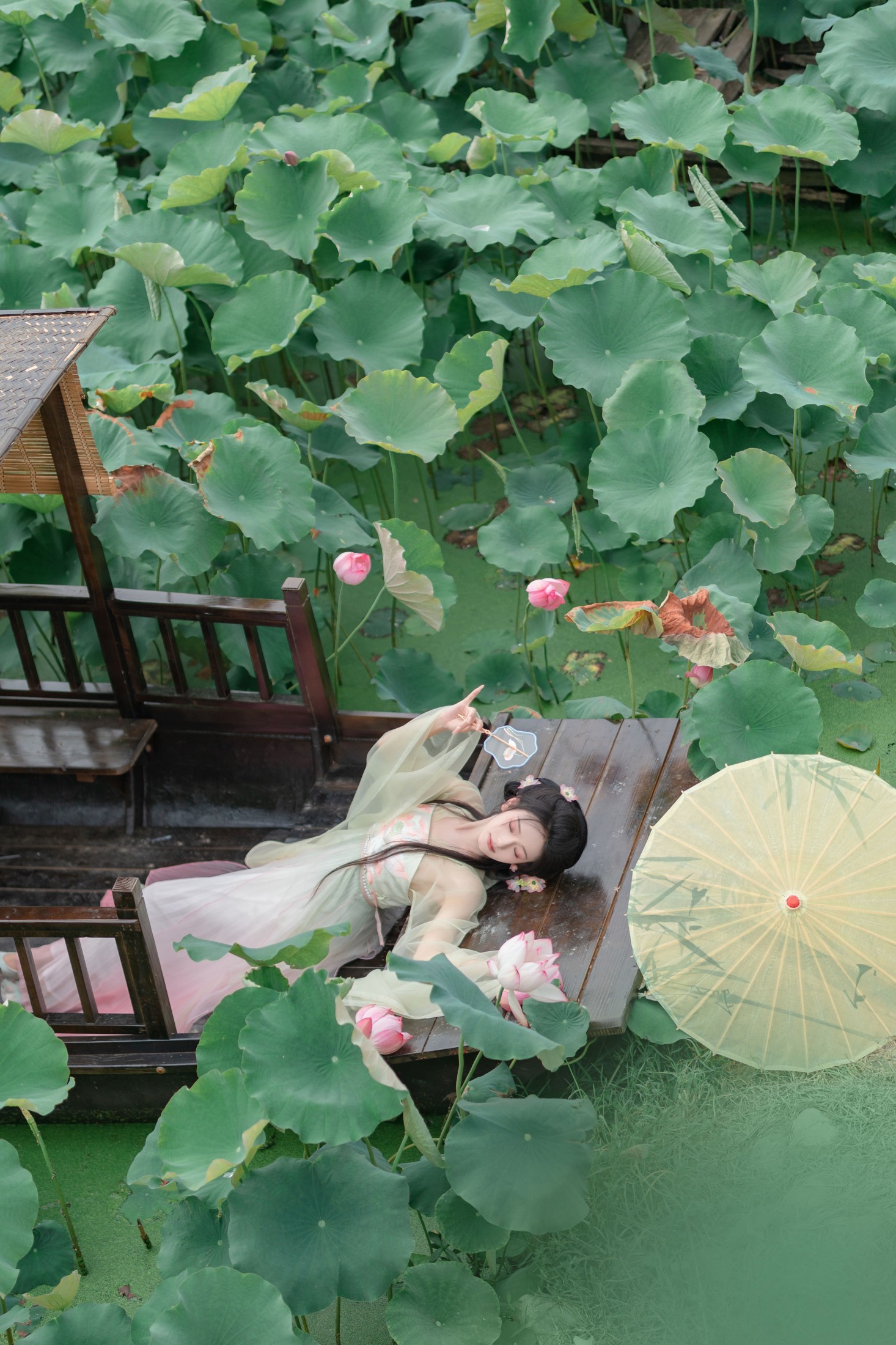 赤嫣在这里～ – 《枯荷听雪》[15P]