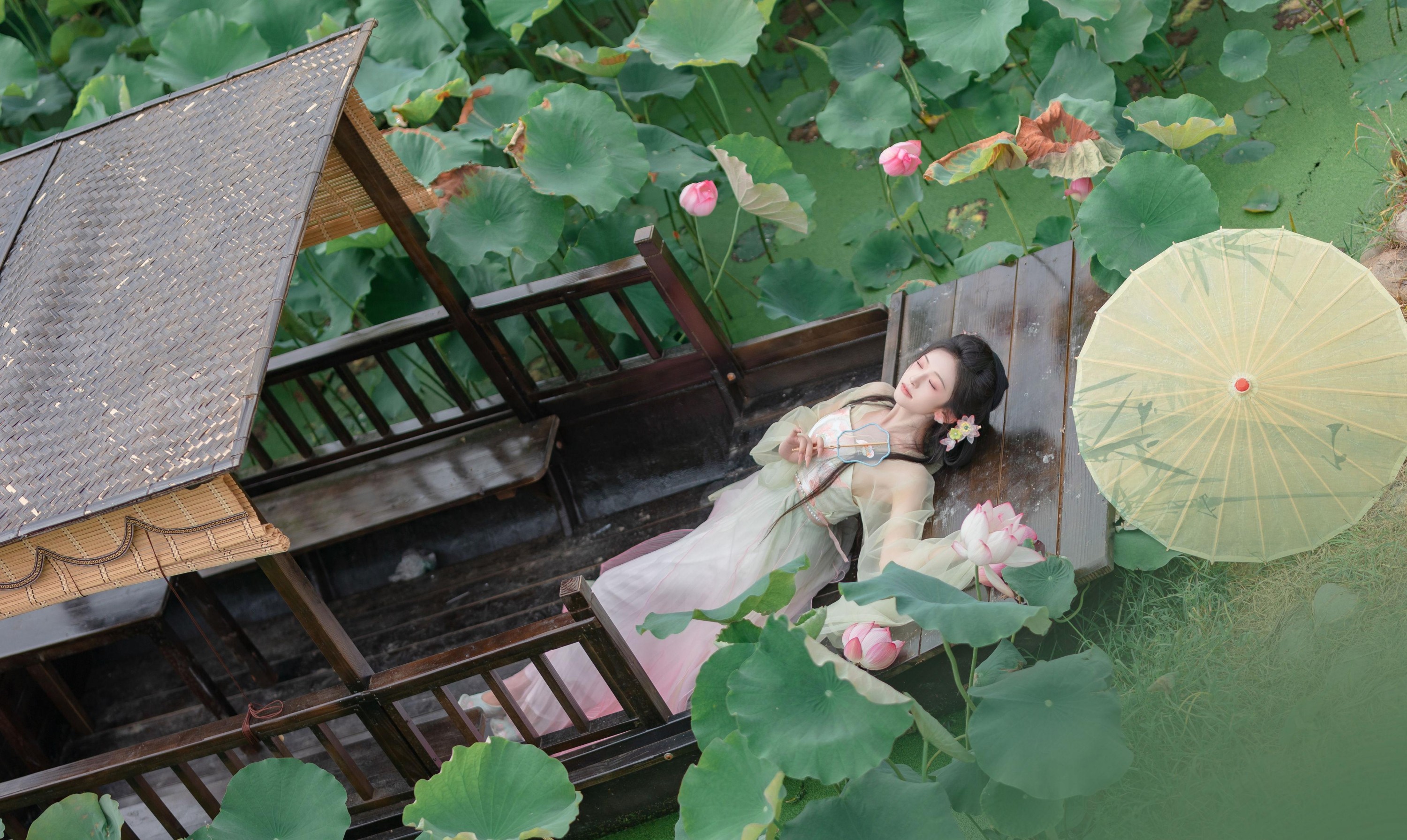 赤嫣在这里～ – 《枯荷听雪》[15P]