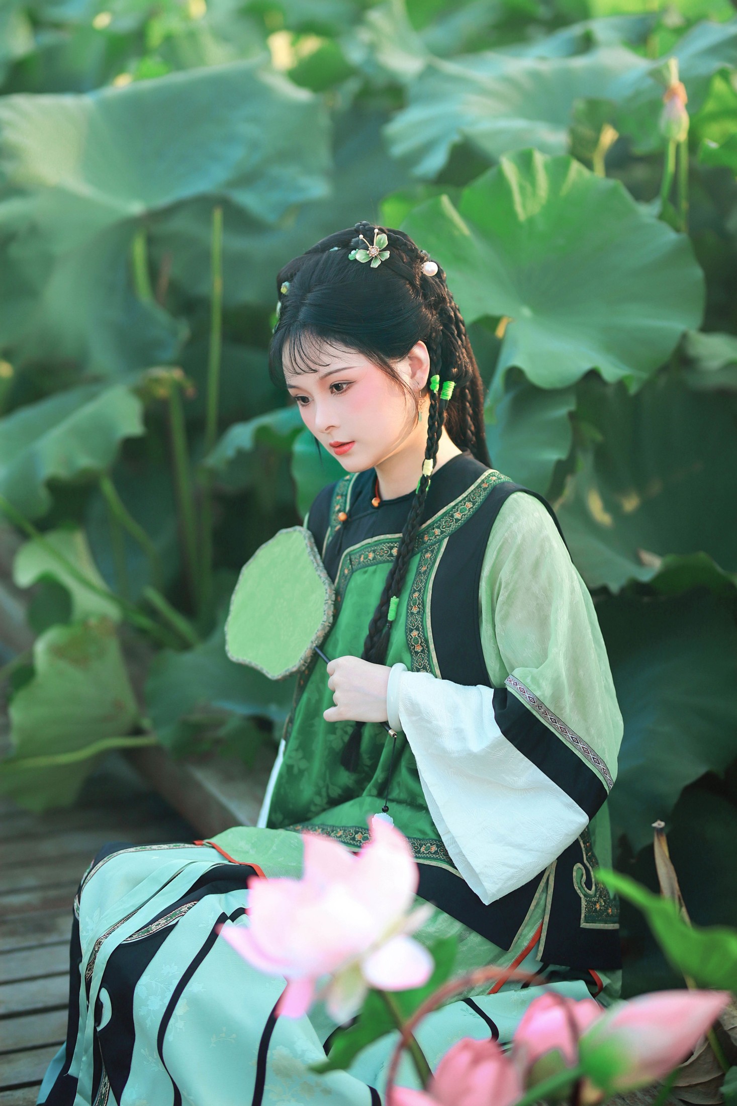 6161 – 《夏雨荷》[16P]