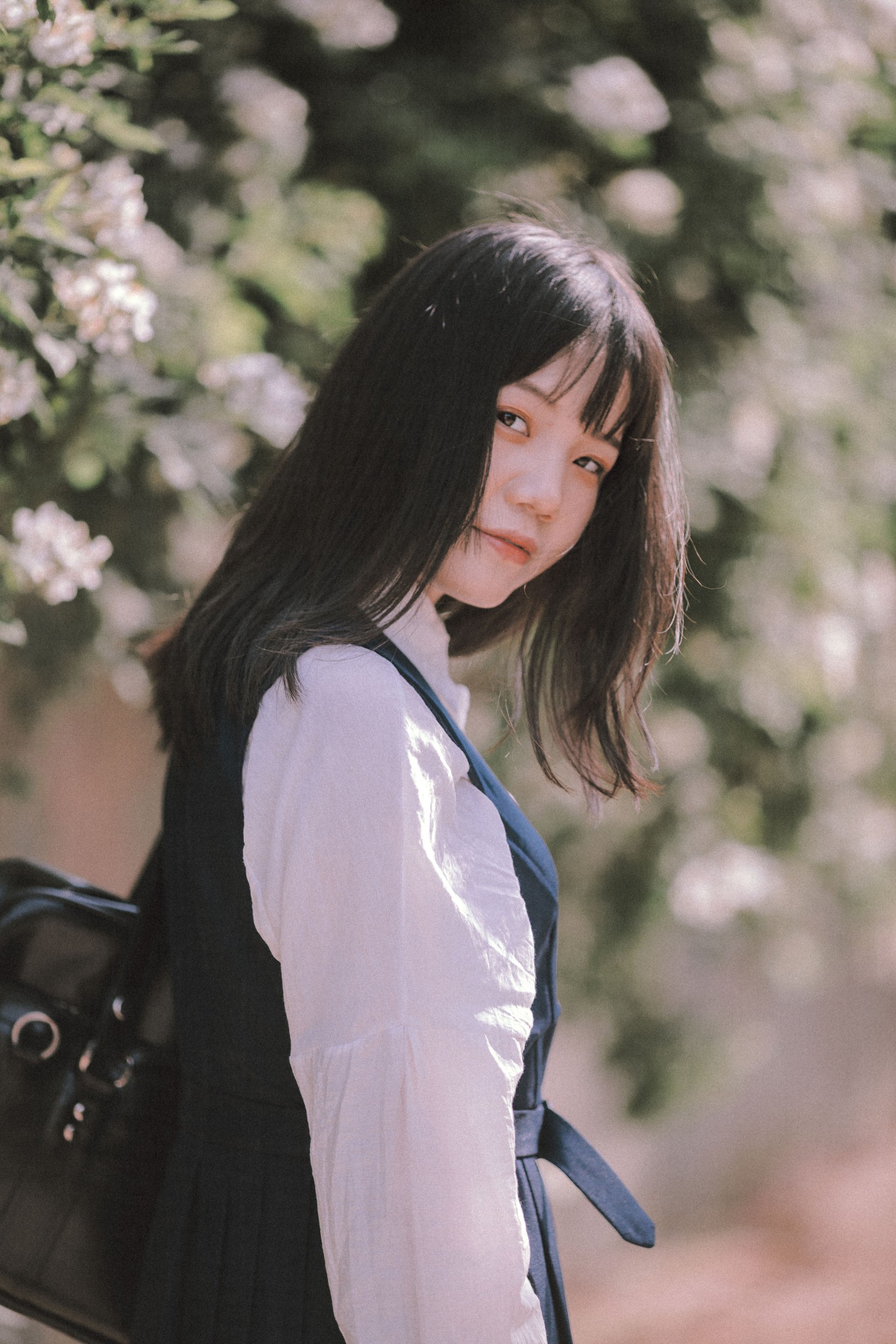 晗 – 《蔷薇花开》[17P]