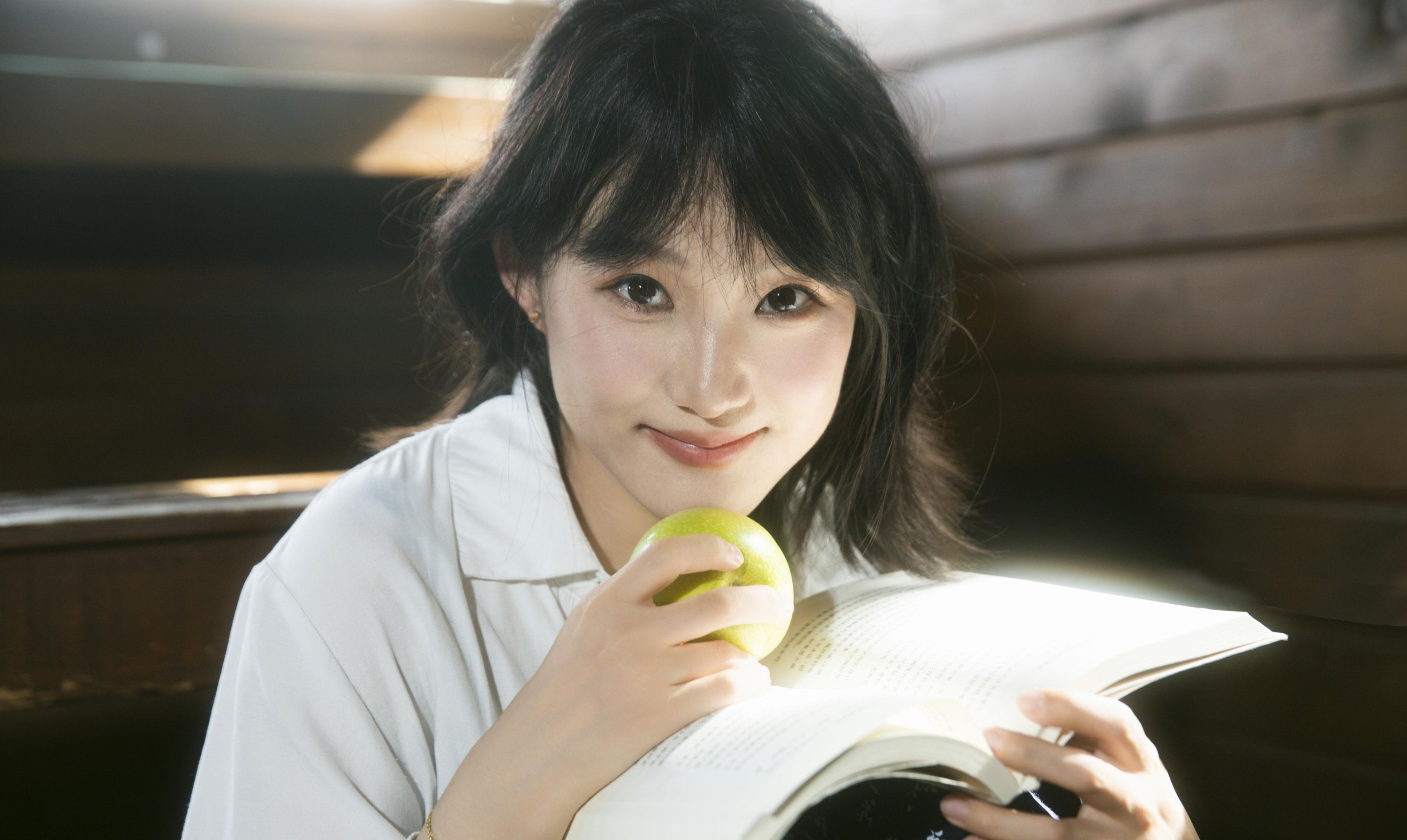 阿肖与猫 – 《小木屋青苹果》[29P]