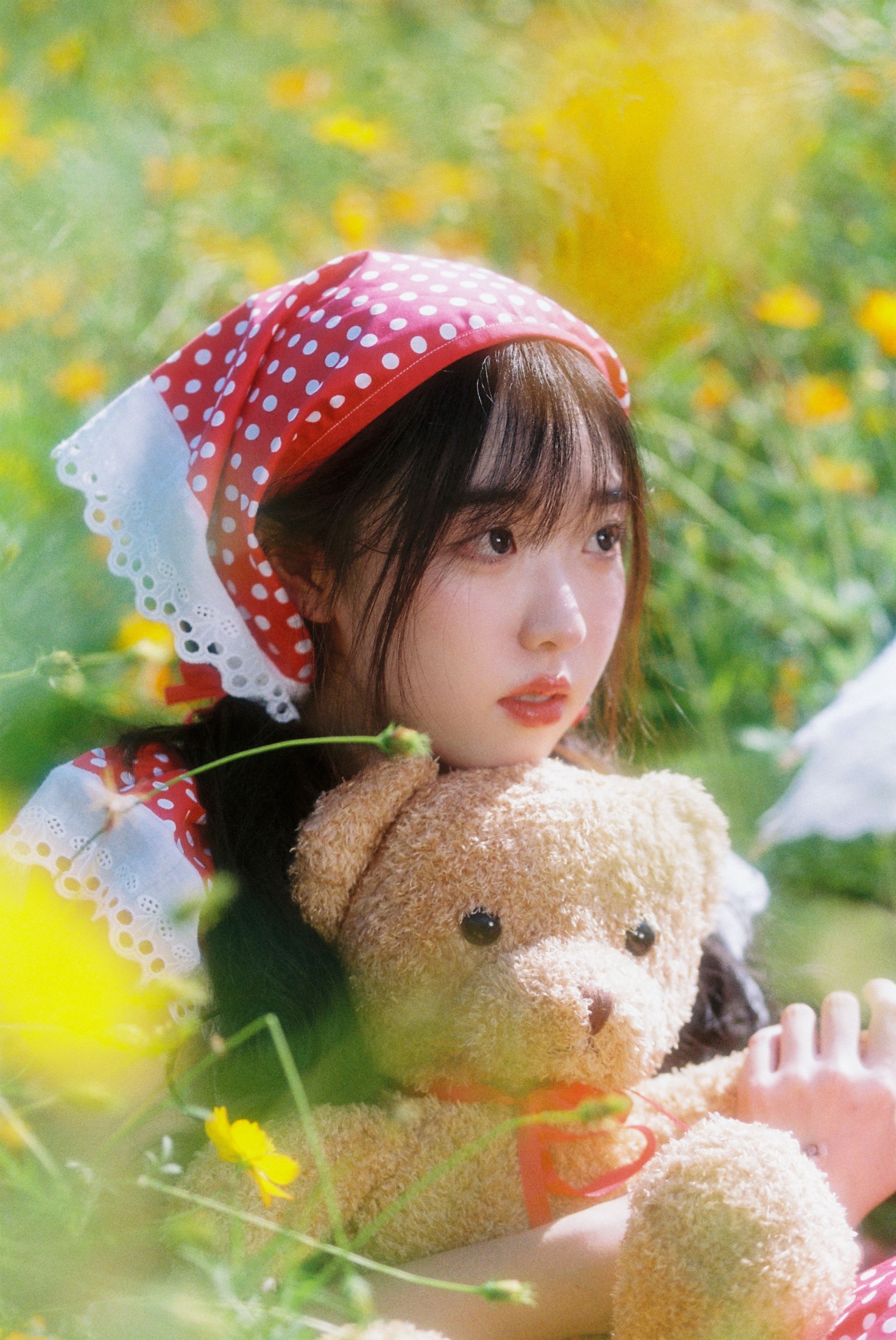 yunn – 《花间的洋娃娃～》[13P]