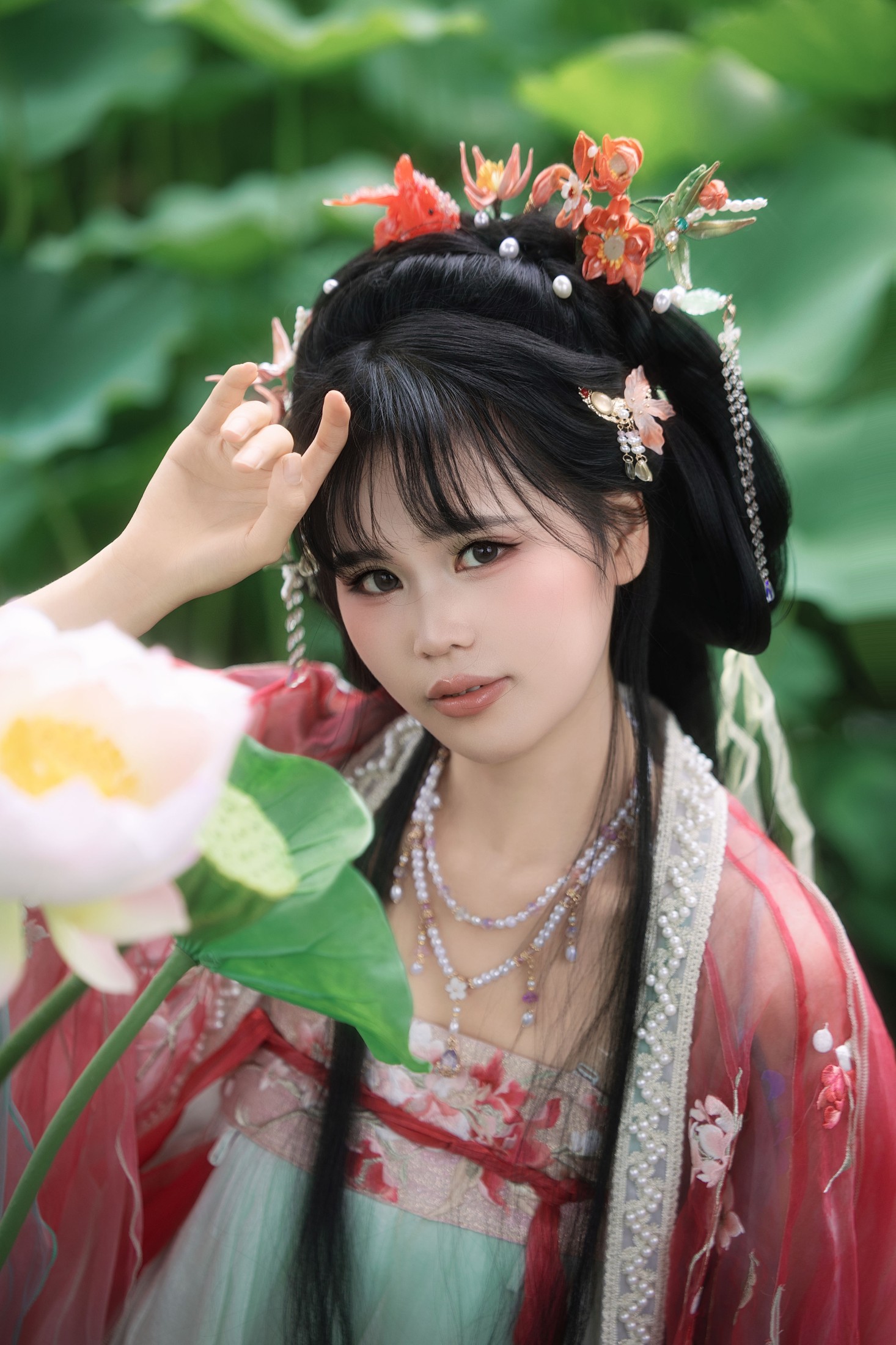 婳婳 – 《夏日荷花》[17P]