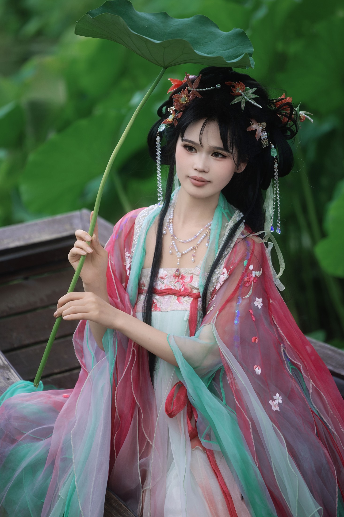 婳婳 – 《夏日荷花》[17P]