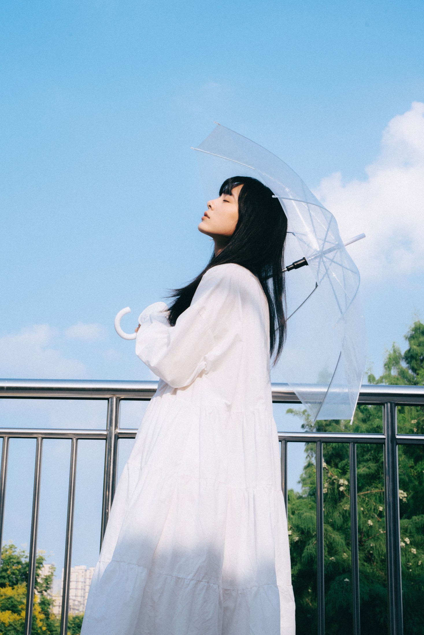 养乐白 – 《天桥的夏天》[24P]