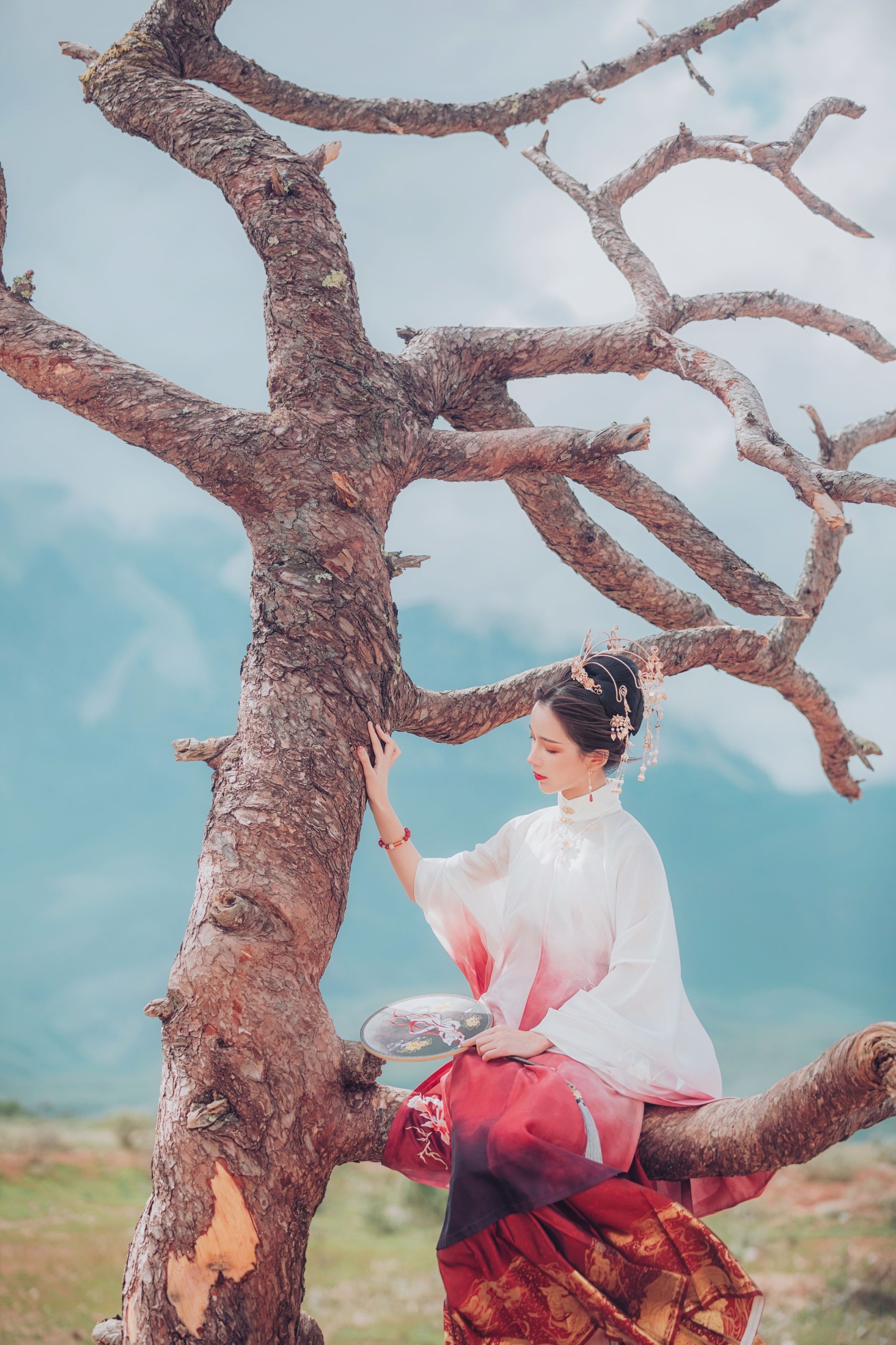 徐十七嘛 – 《火狐》[21P]