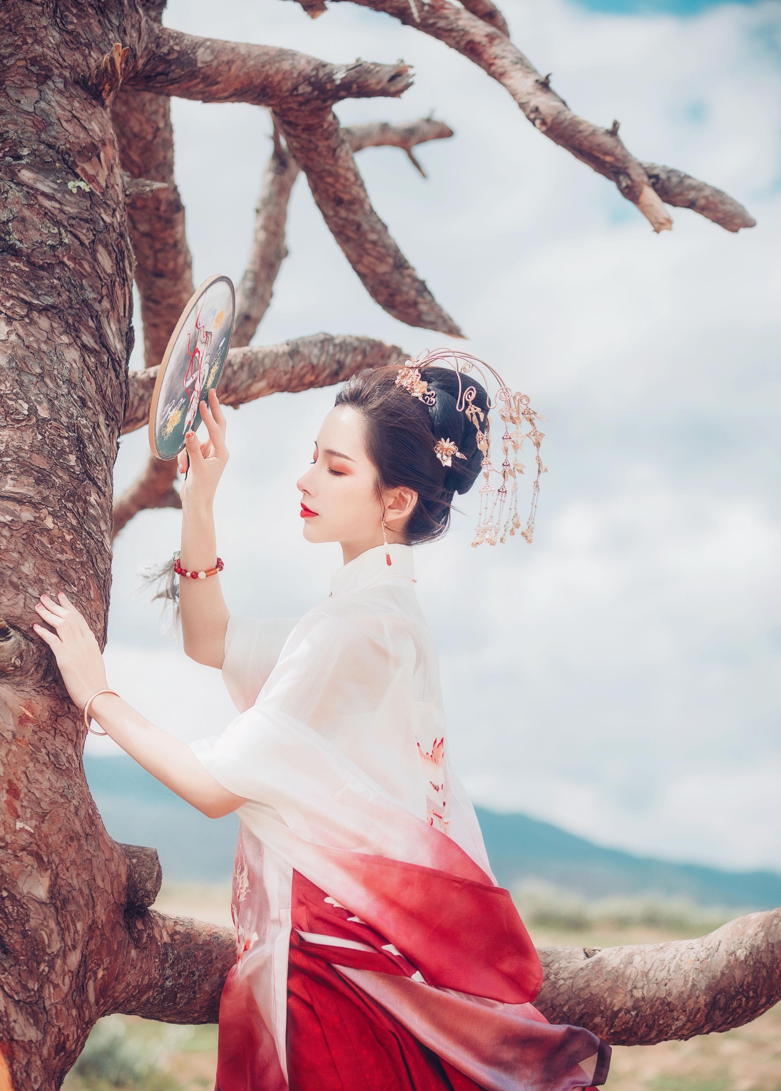 徐十七嘛 – 《火狐》[21P]