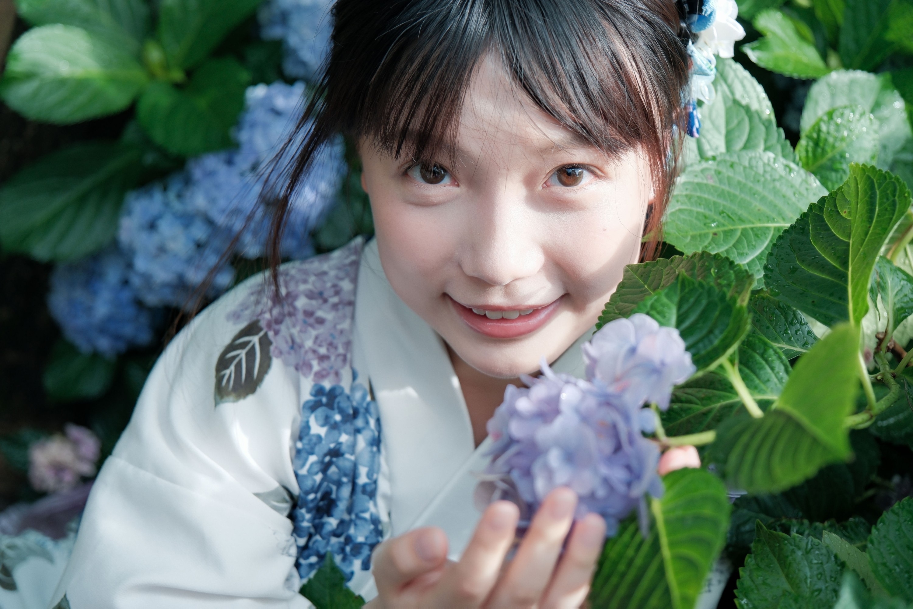 1028 – 《无尽夏》[24P]