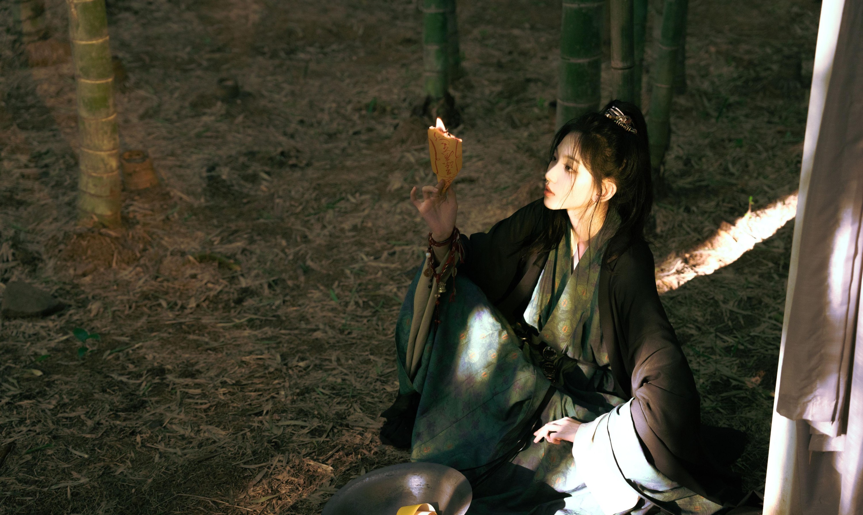 二一芝 一个木枝 – 《小道士与赶尸人》[18P]