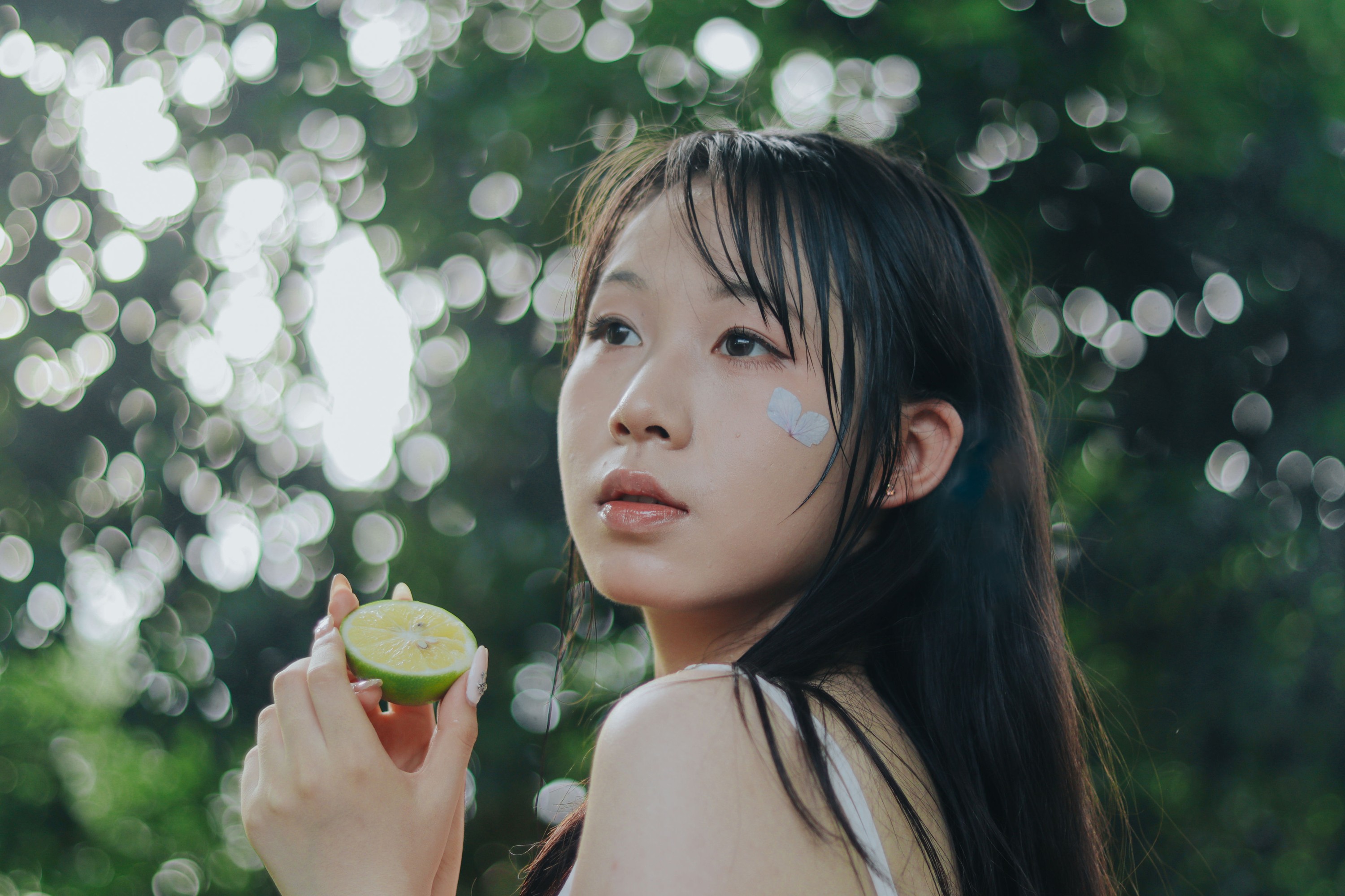 桃一 – 《雨中绣球》[17P]