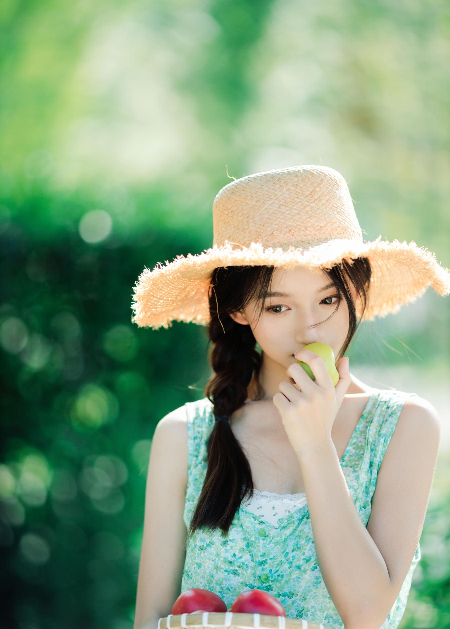 林淼鑫 – 《绿色夏日》[37P]