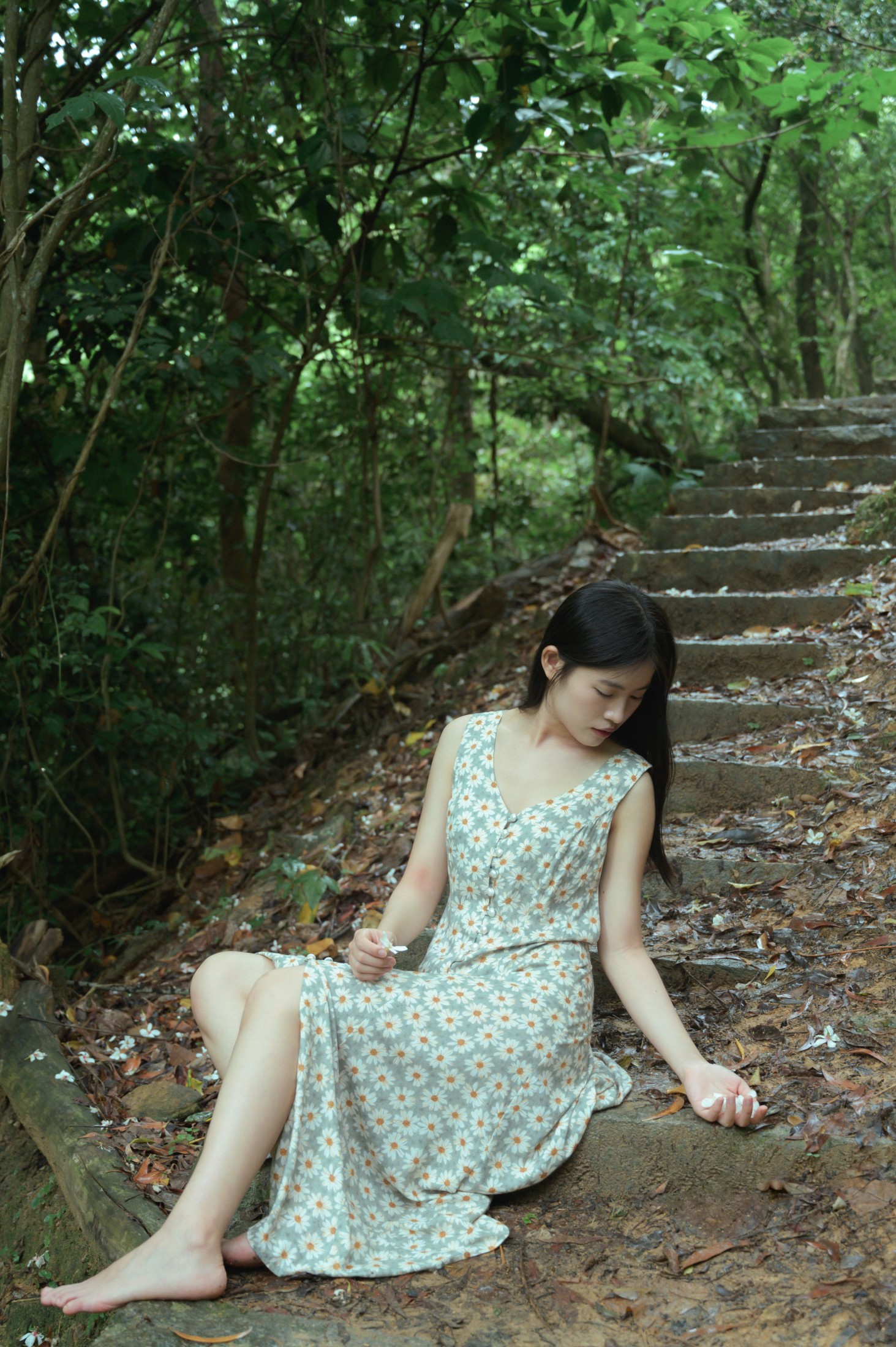 芦苇微微 – 《夏天来临前的天竺山》[24P] 插图3