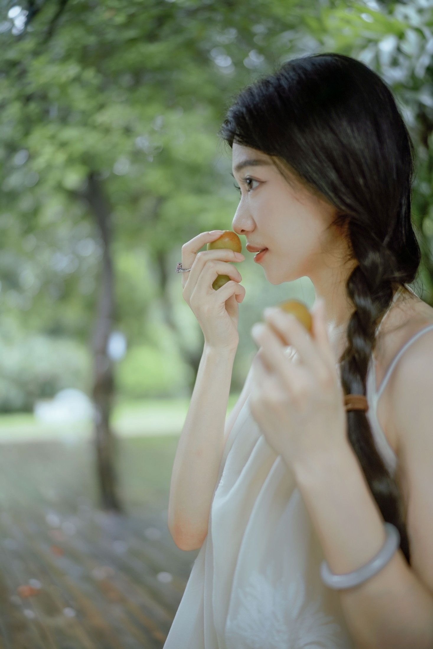 小美 – 《雨落林间，少女的青李时光》[41P] 插图2