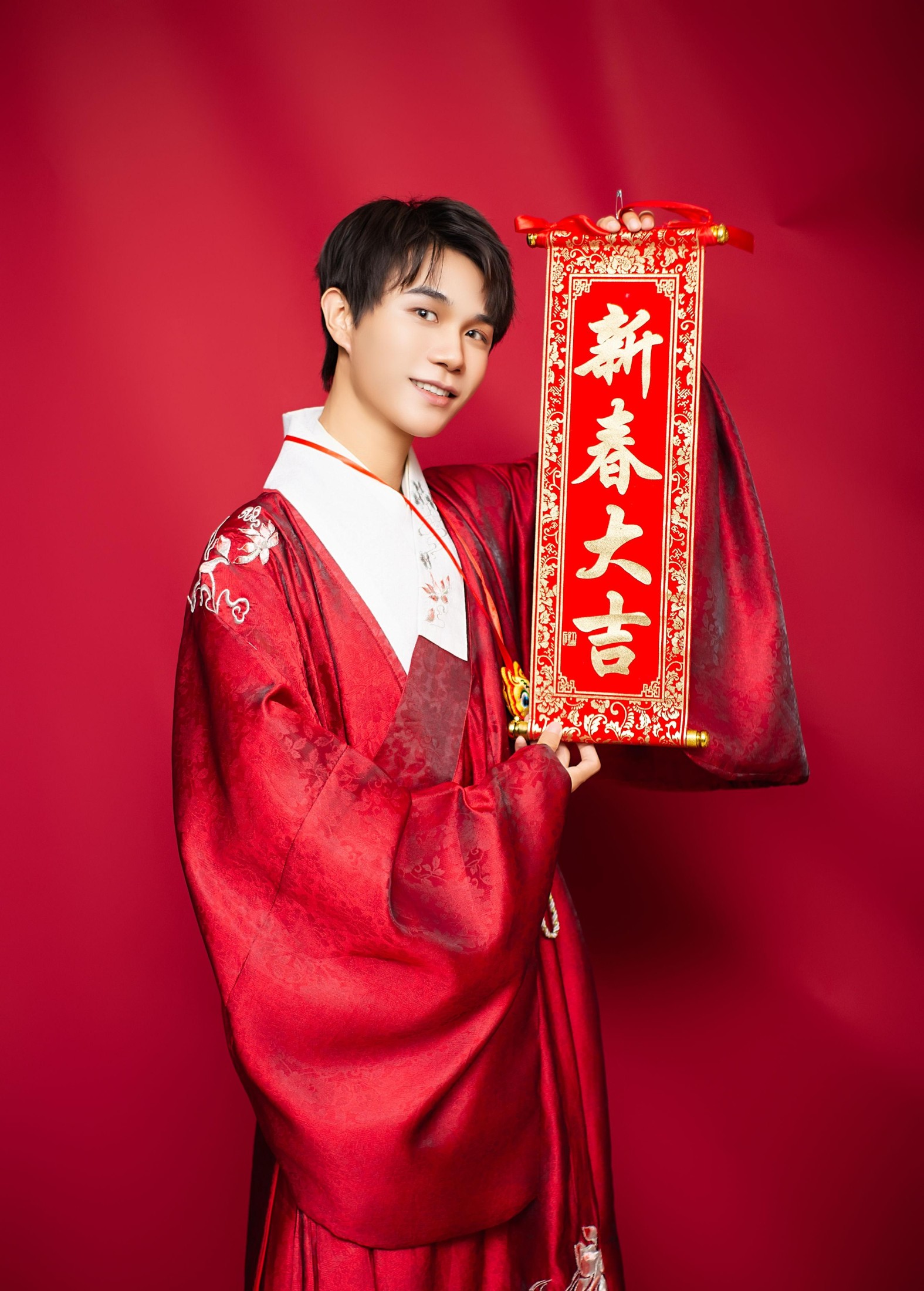 摇光 – 《恭喜发财，红包拿来。》[15P]