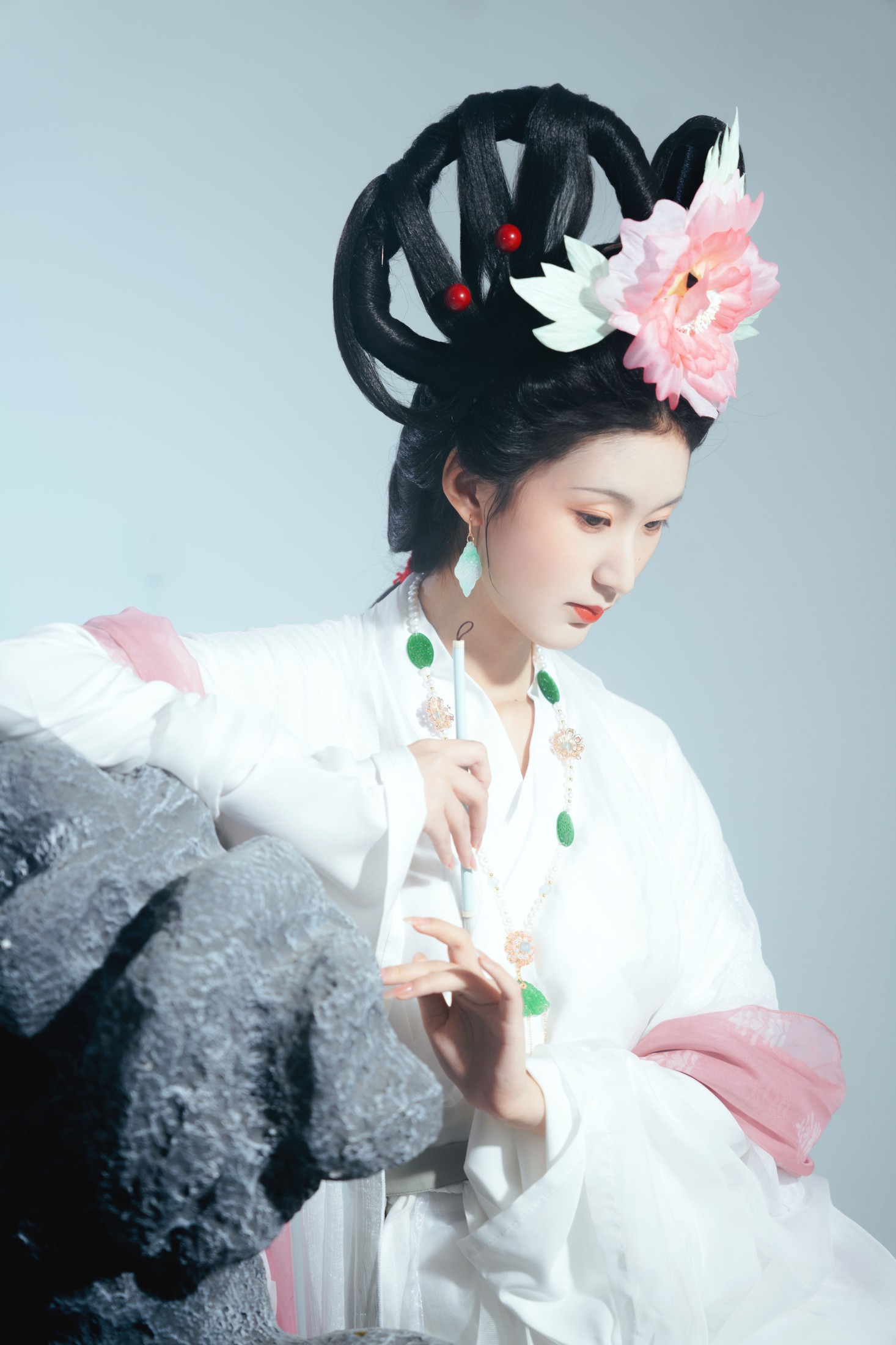 荷里寒 – 《瓷人仿妆 • 思凡》[13P]