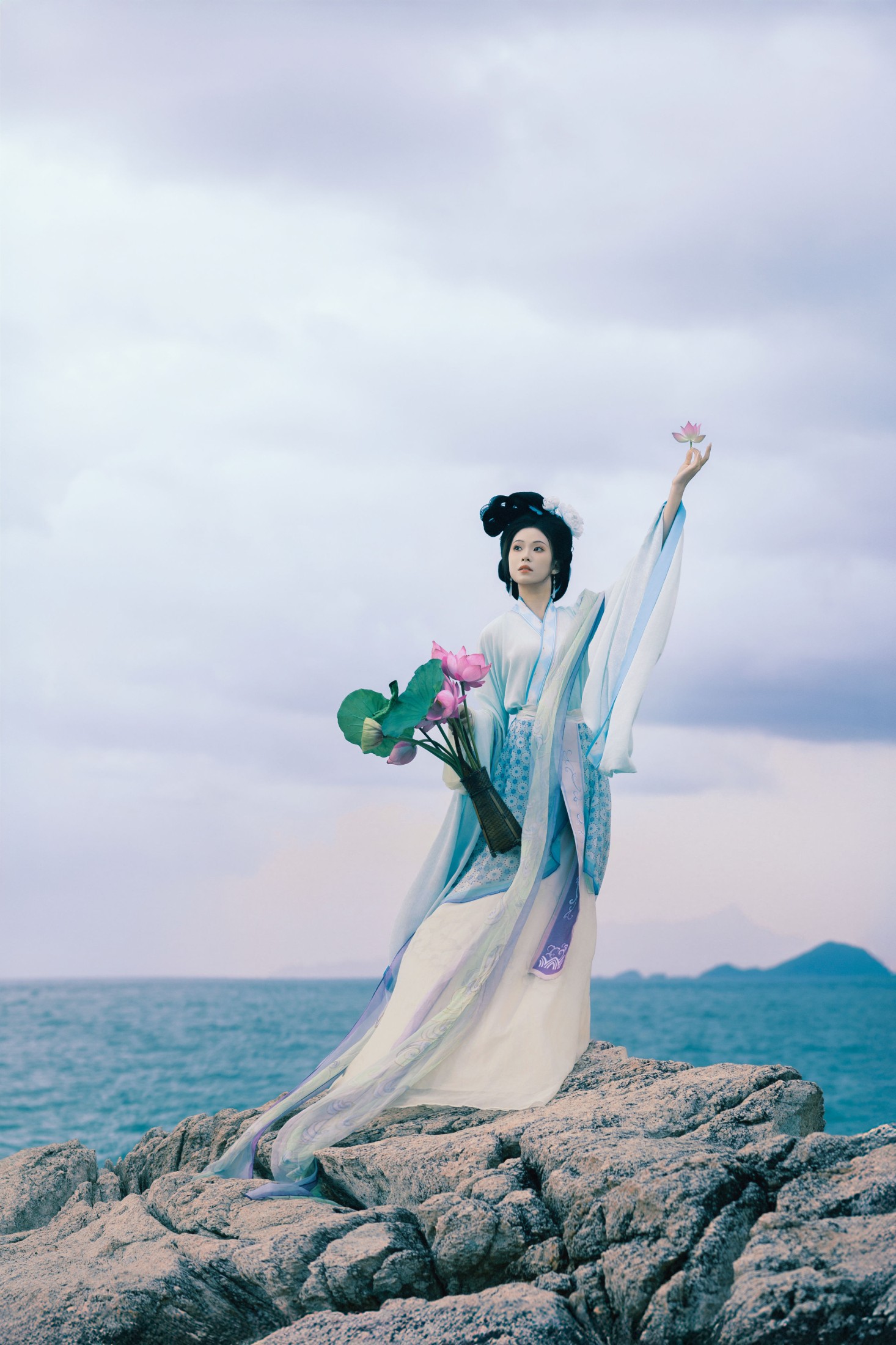 夏夏 – 《荷花仙子》[25P]