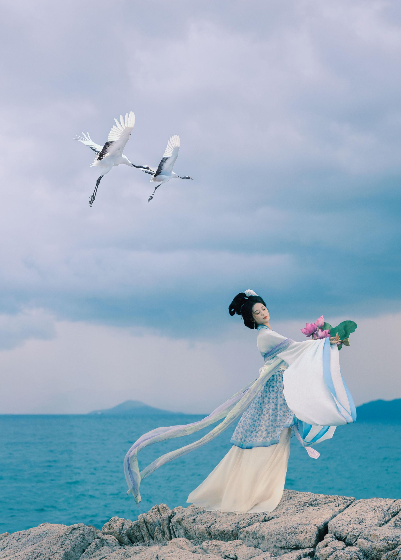 夏夏 – 《荷花仙子》[25P]