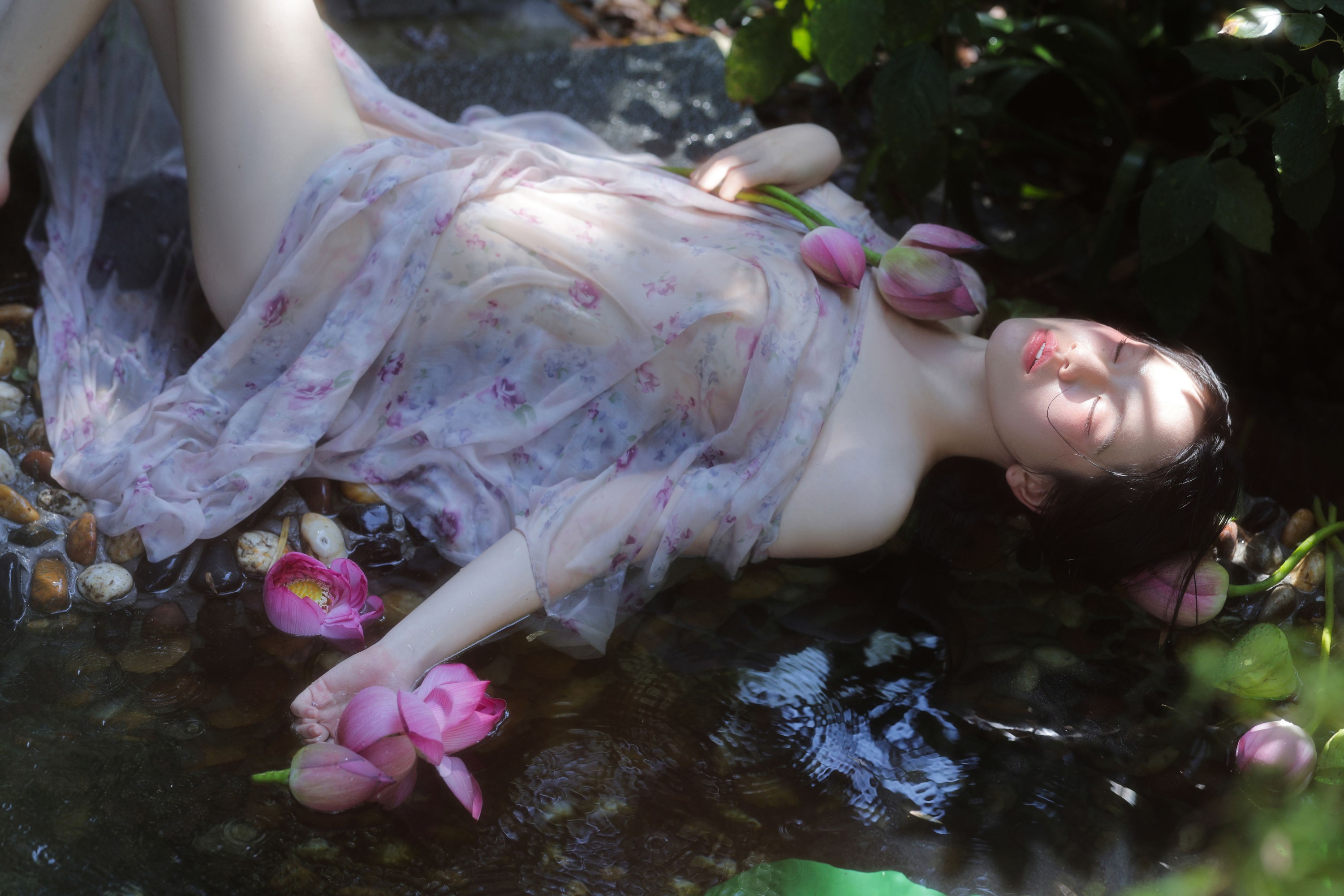 Naomi. – 《夏莲》[13P]