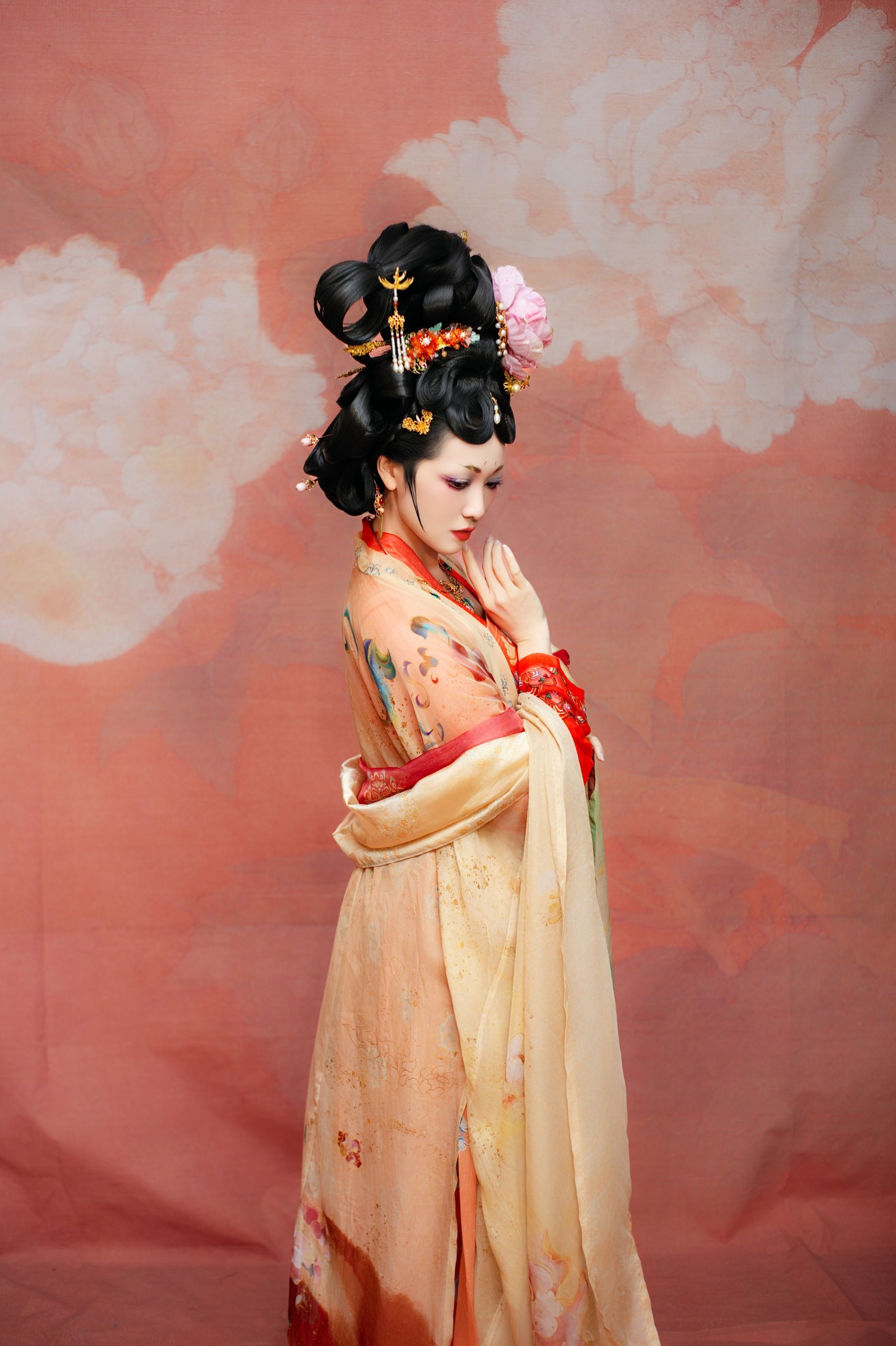 李晓欣 – 《云想花容》[18P]