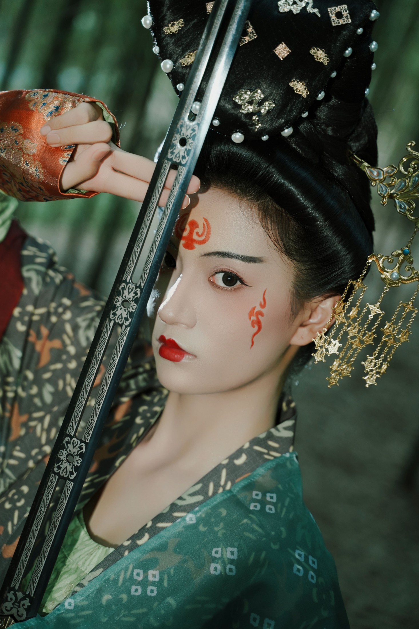 周粥 – 《野心比美貌更锋利》[17P]