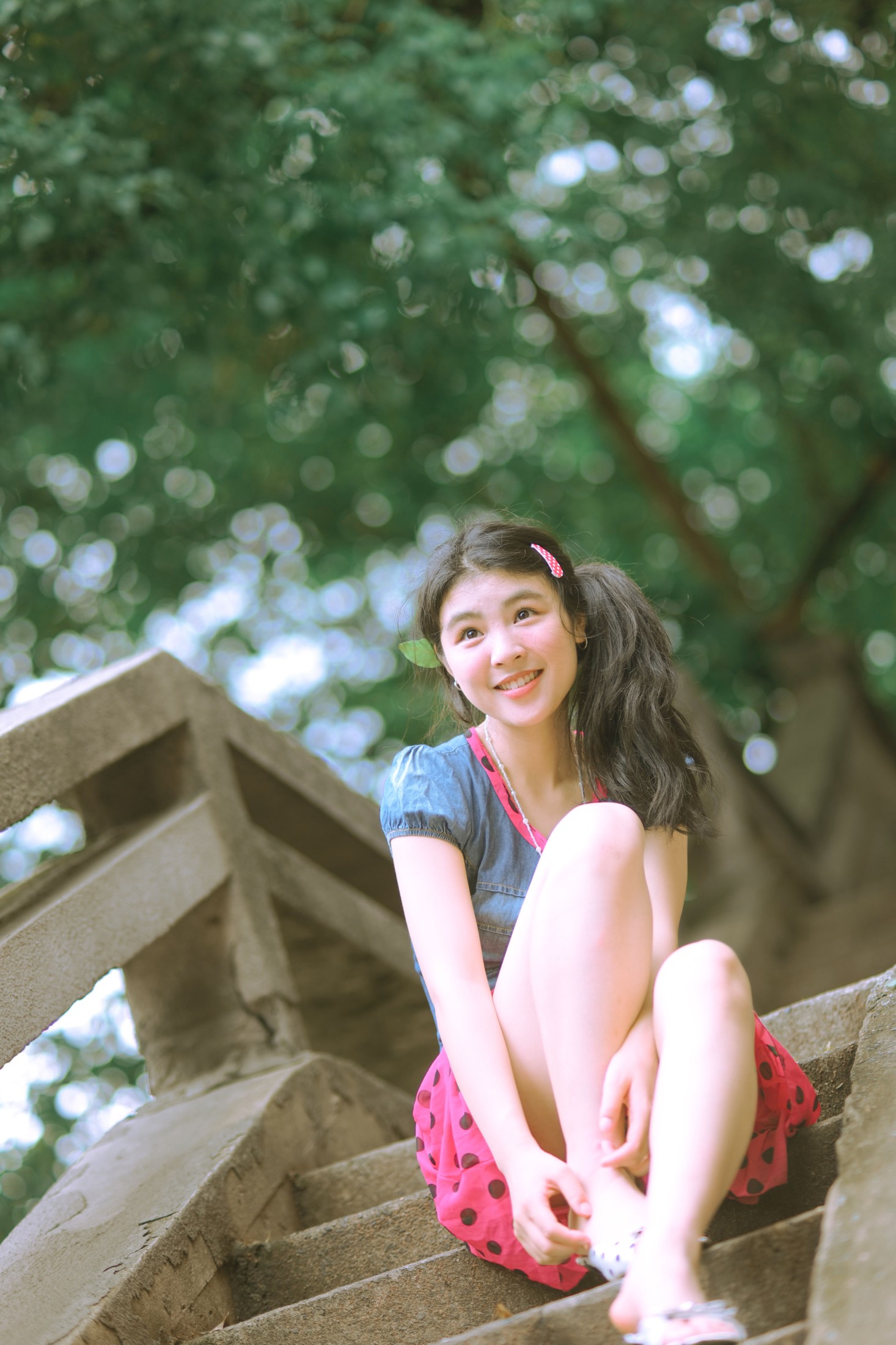 野柚子 – 《千禧年邻居家那个爱穿搭的姐姐》[14P]