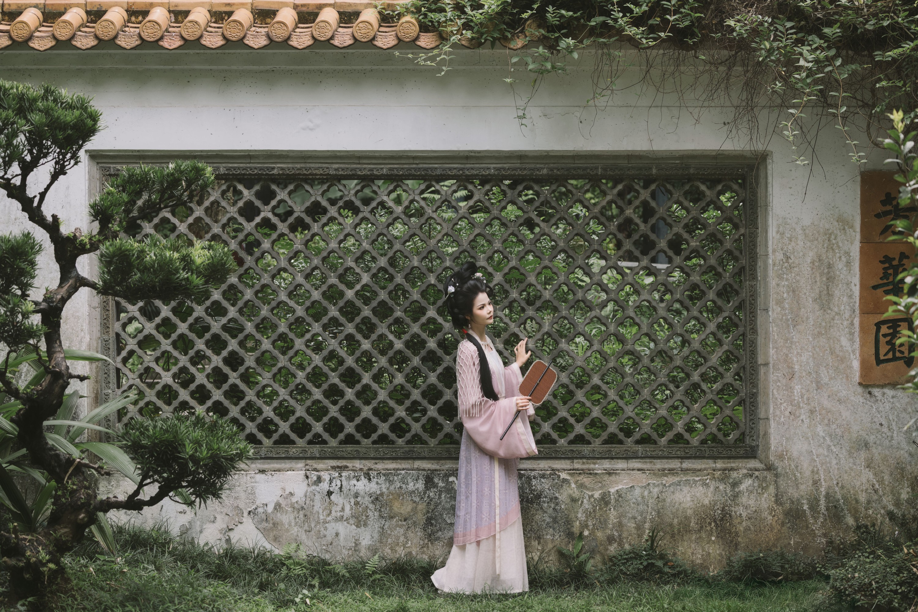 幸仔 – 《仕女图》[13P]