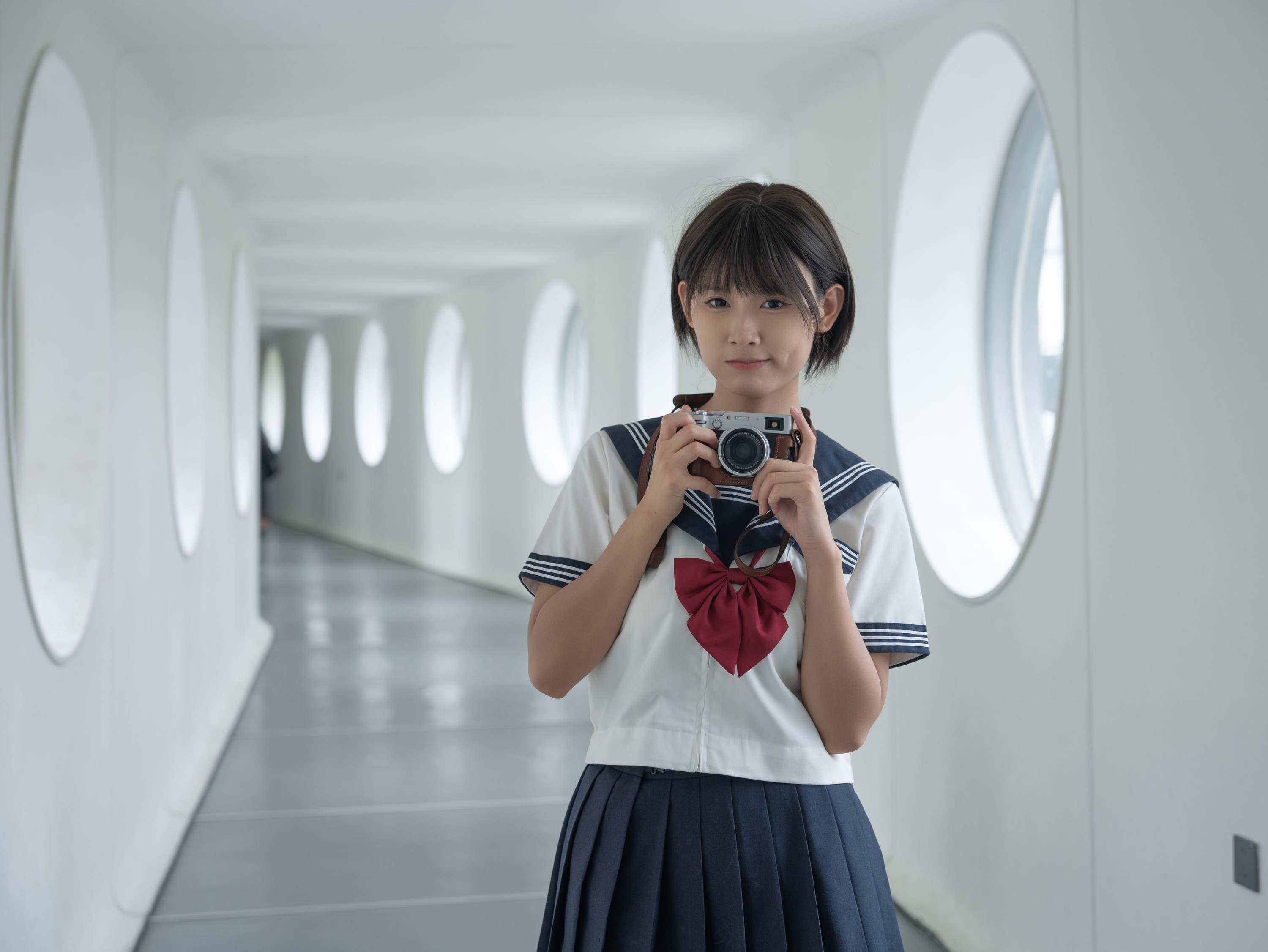 喜欢kimo真不错 – 《制服少女：夏天与清风的碎片》[52P]