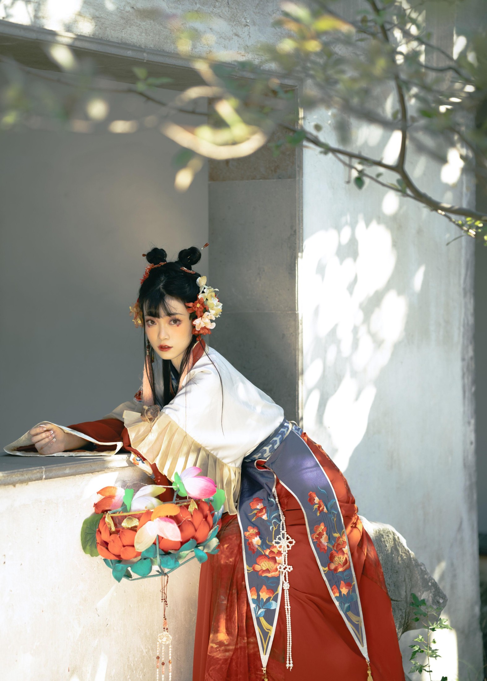 桃迟 – 《园林中的小花妖》[21P]