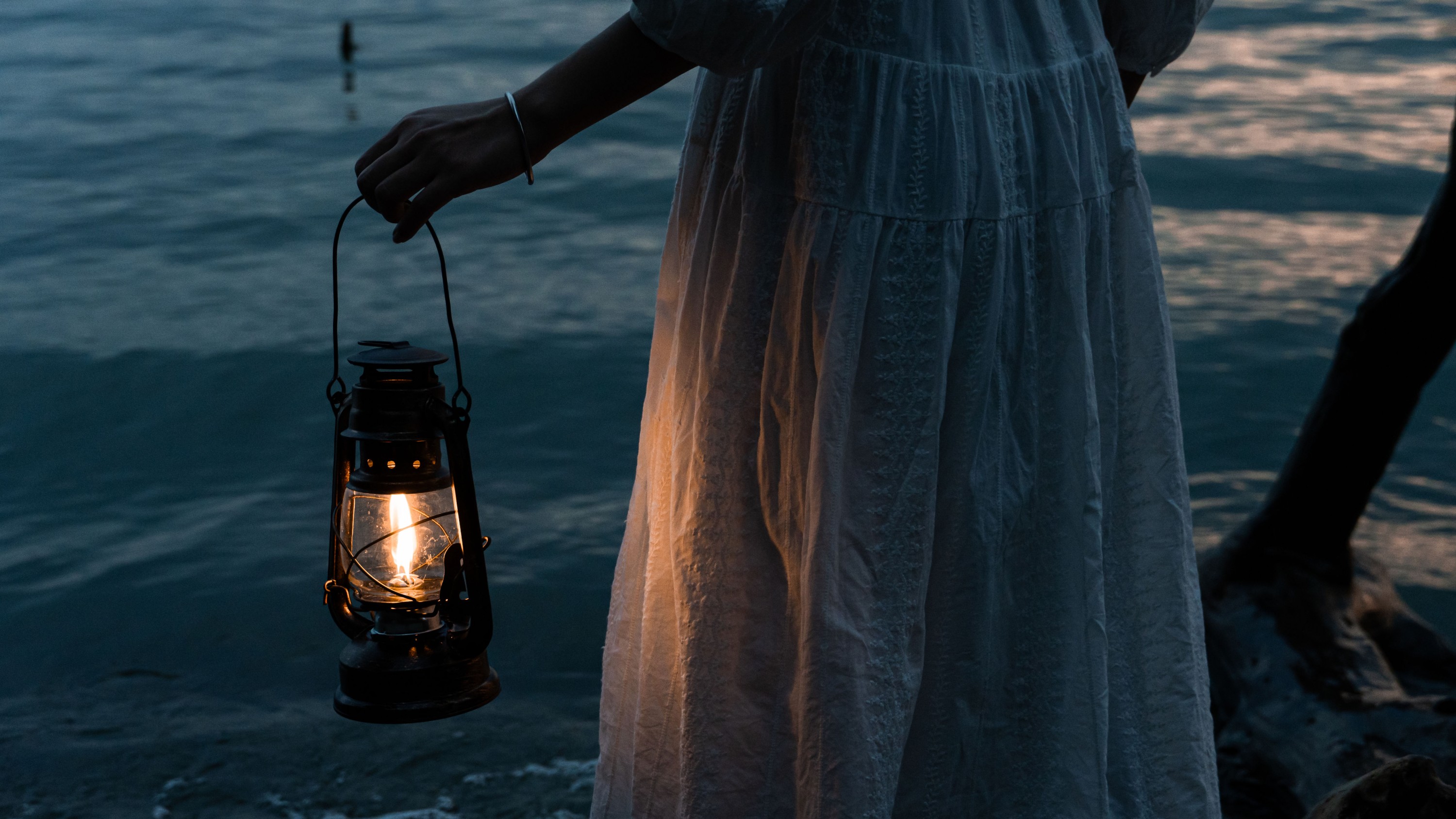 艳子 – 《日落后的20分钟》[13P]