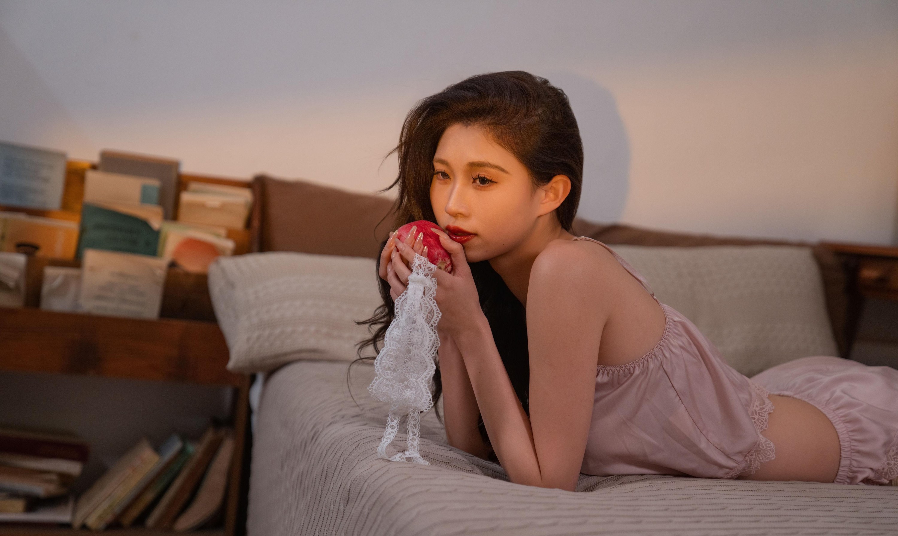 六六 – 《蕾丝与缎的絮语》[33P] 插图2