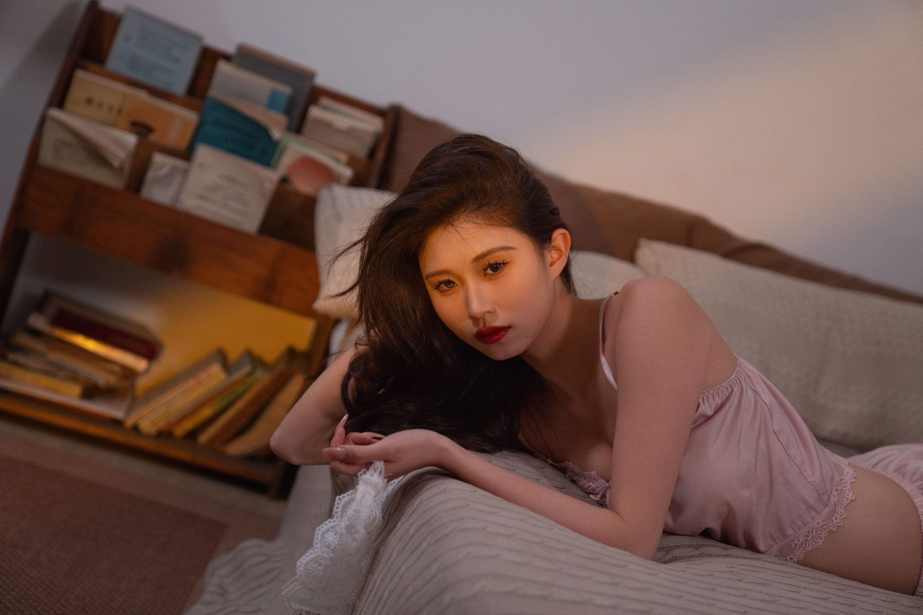 六六 – 《蕾丝与缎的絮语》[33P]