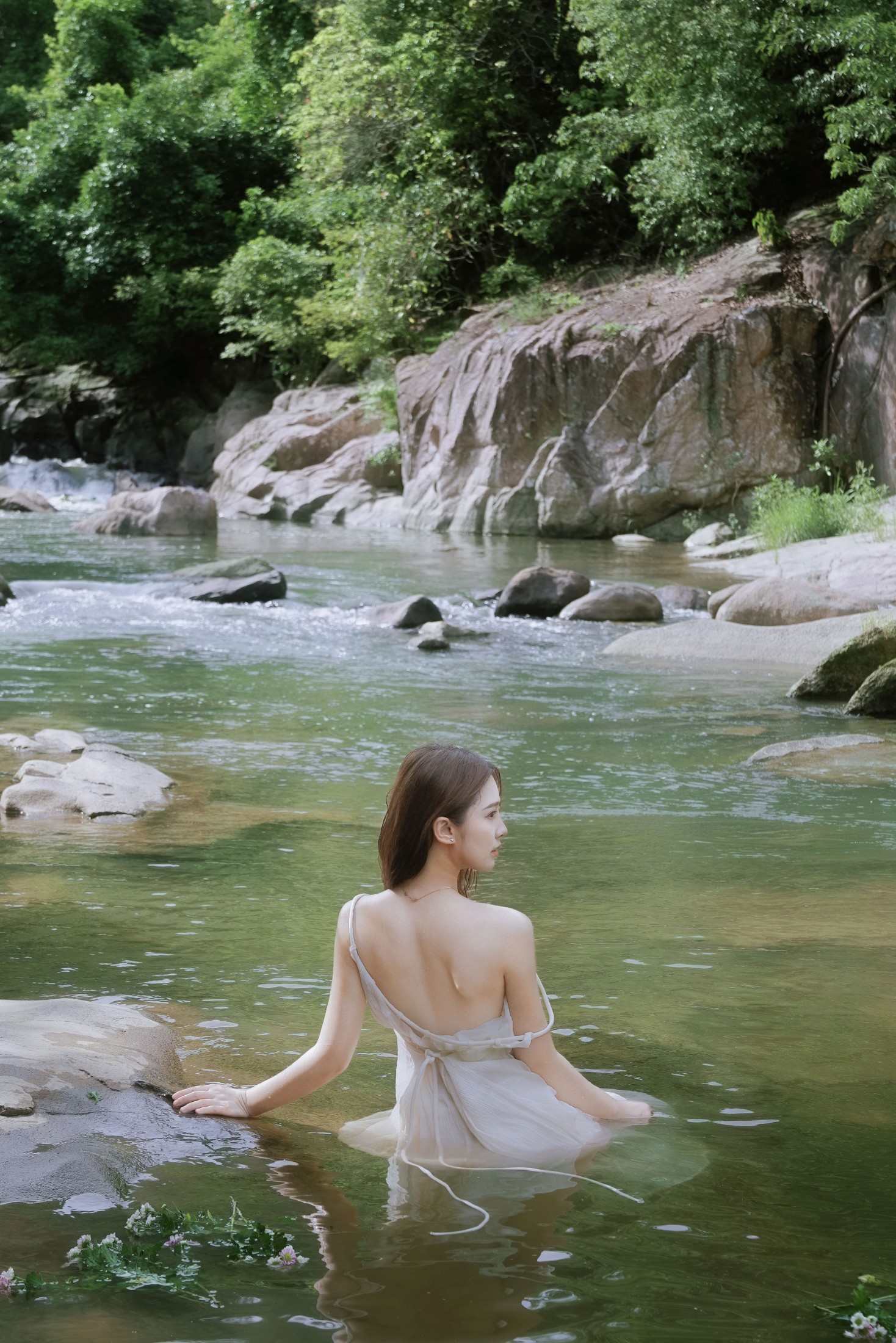 颖儿YY – 《黄裙逐溪・水花漫》[25P] 插图5