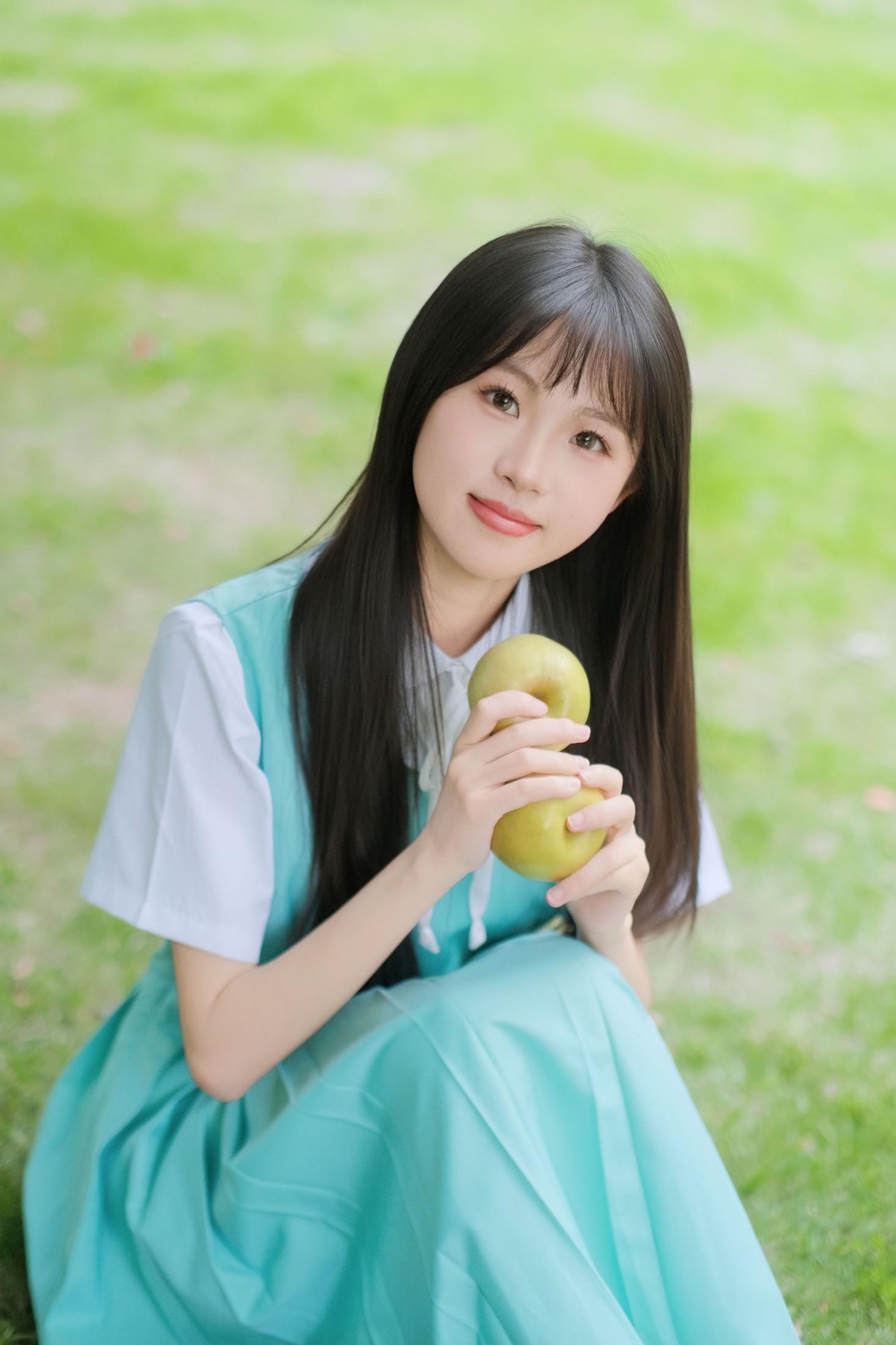 10 – 《空气像青苹果 公车开满花朵》[19P]