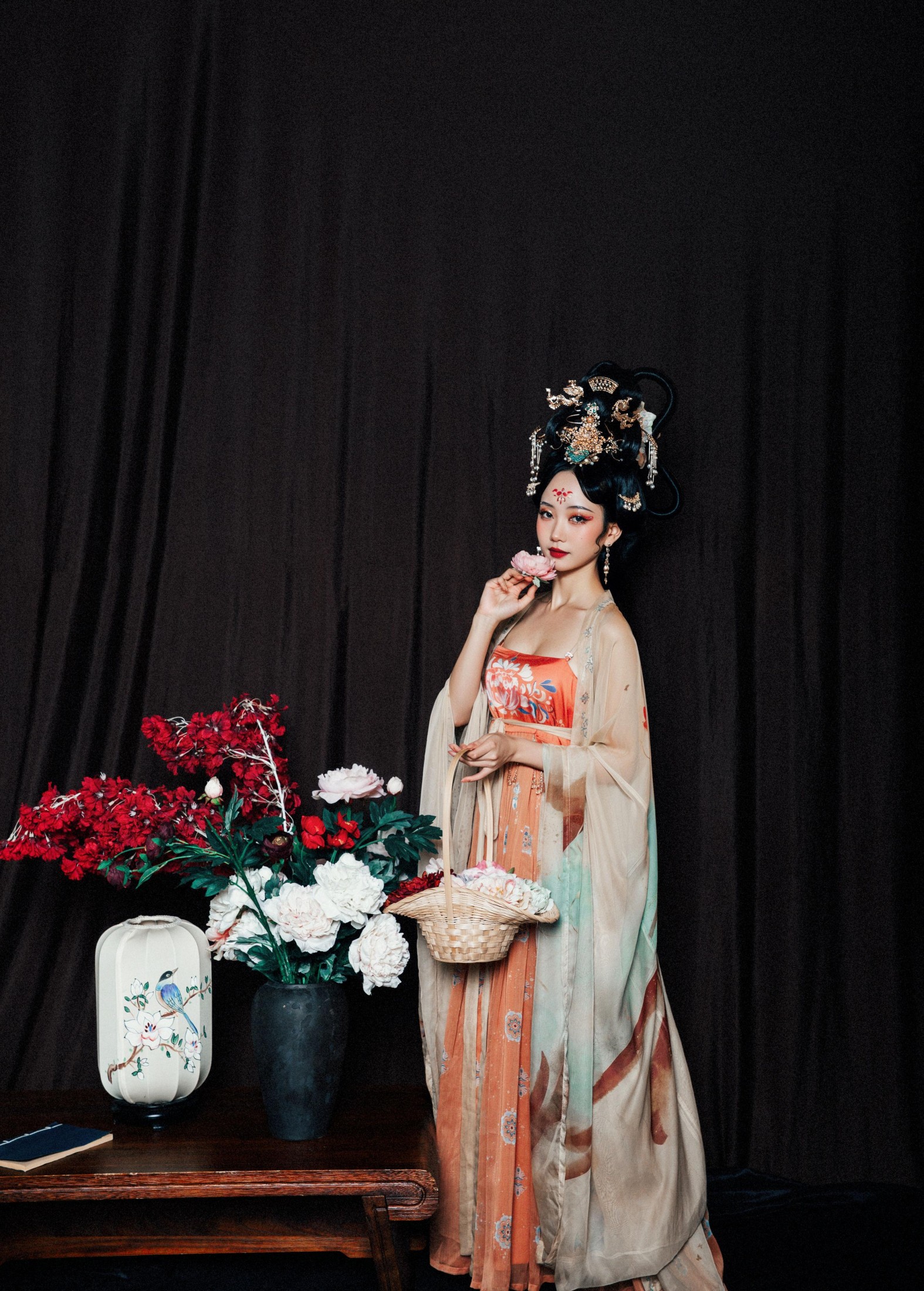 三七 – 《富贵花》[24P]