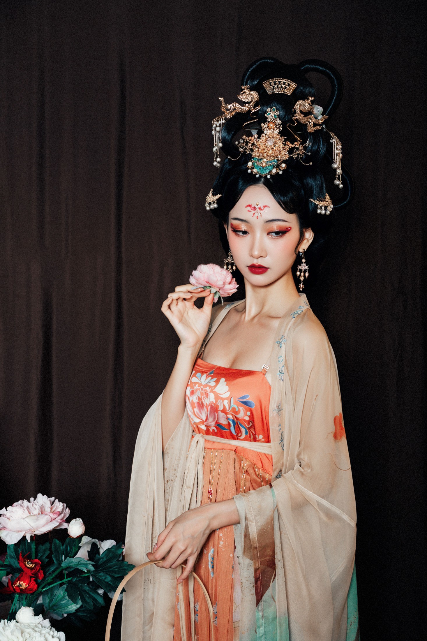 三七 – 《富贵花》[24P]