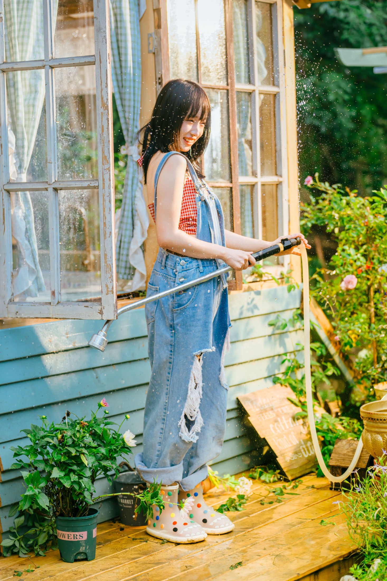 西波吖 – 《喂～你也要和我一起玩水吗！》[14P]