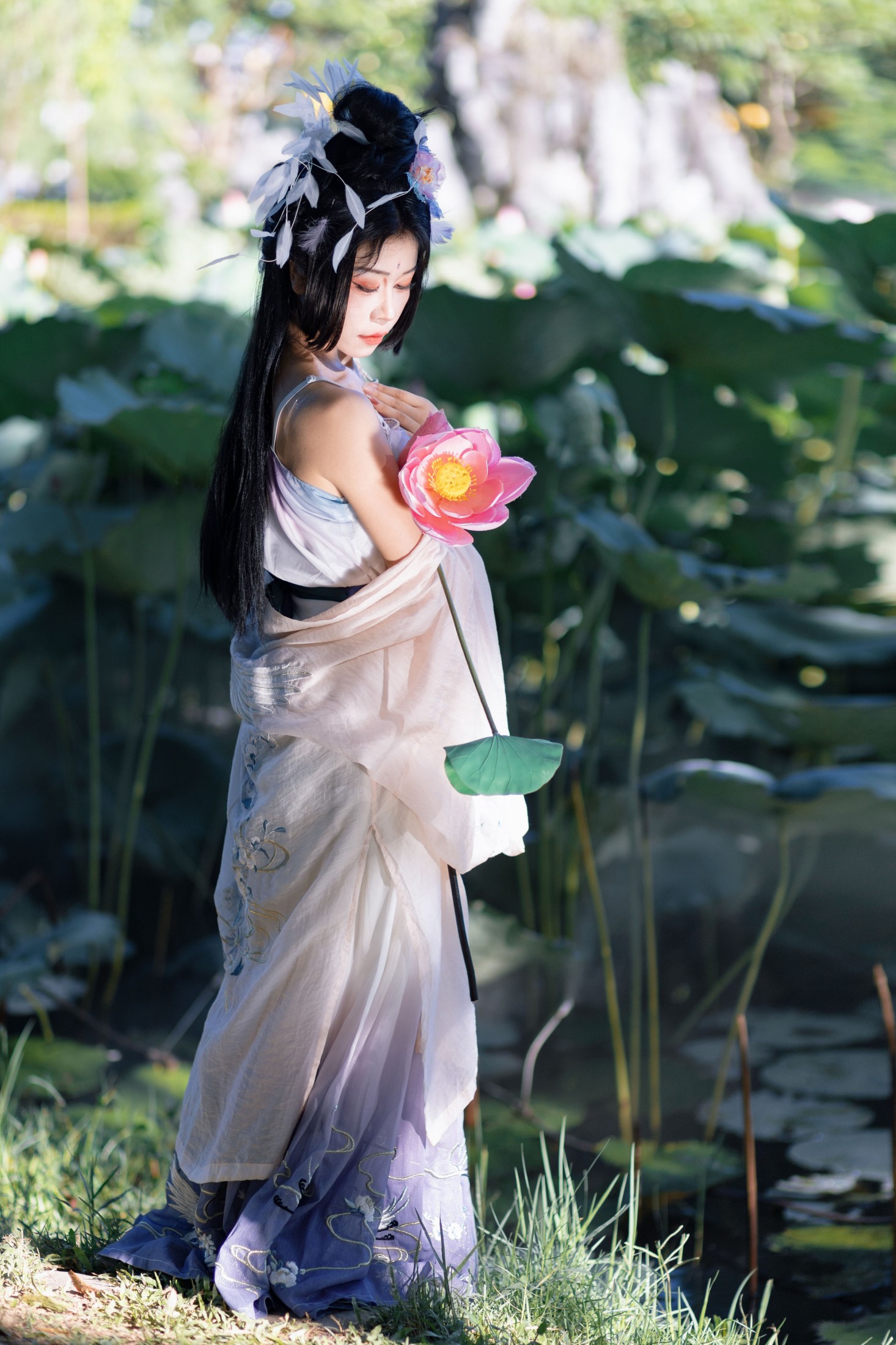 星梓 – 《好运莲莲》[15P]