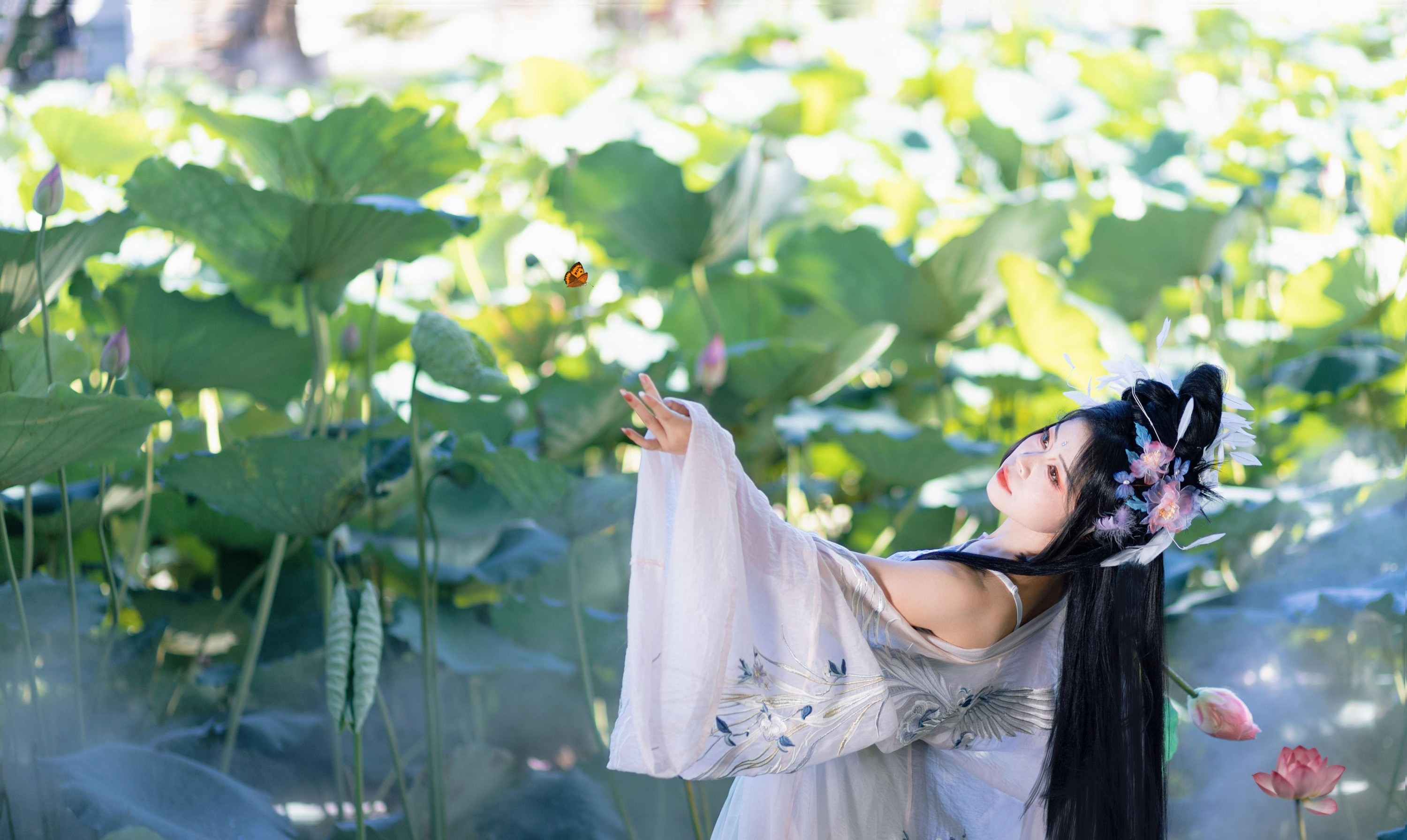 星梓 – 《好运莲莲》[15P]