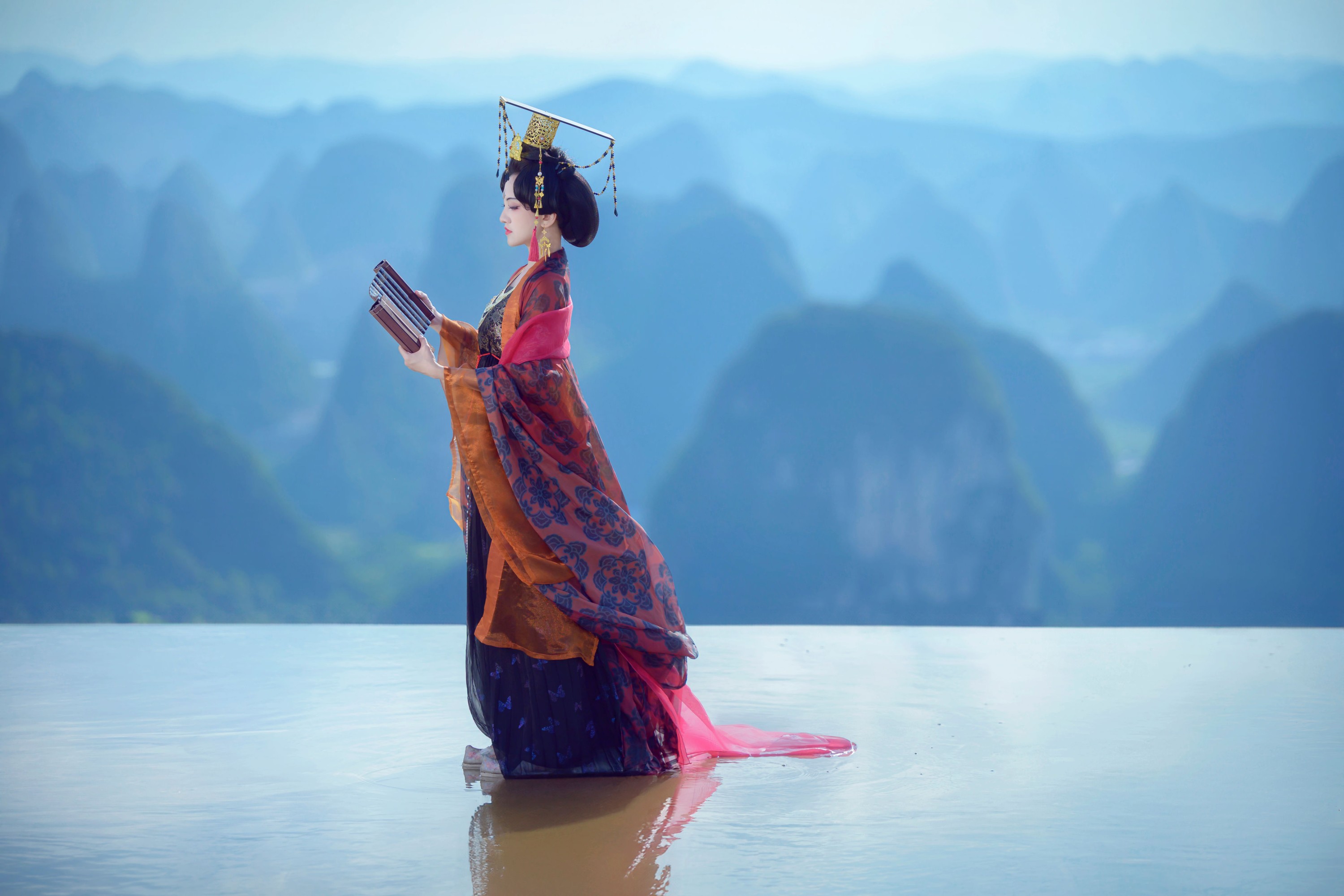 龙妹儿 – 《千里江山图》[13P]